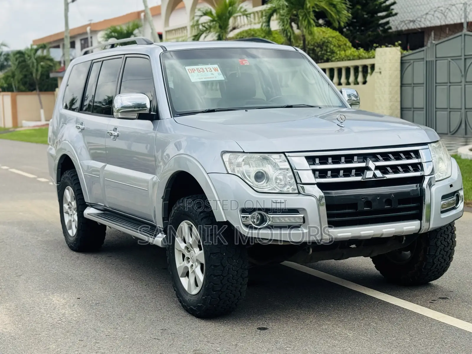 Mitsubishi Pajero V80 3.8 V6 GLS 2016 Gray