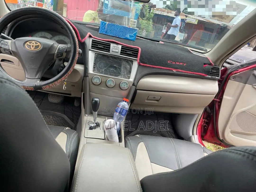 Toyota Camry 2010 Red