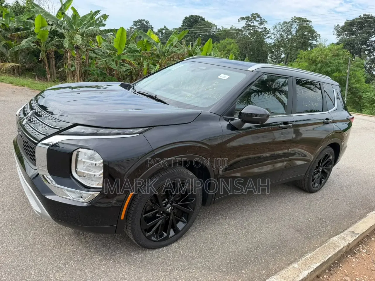 Mitsubishi Outlander SEL Launch Edition 2022 Black