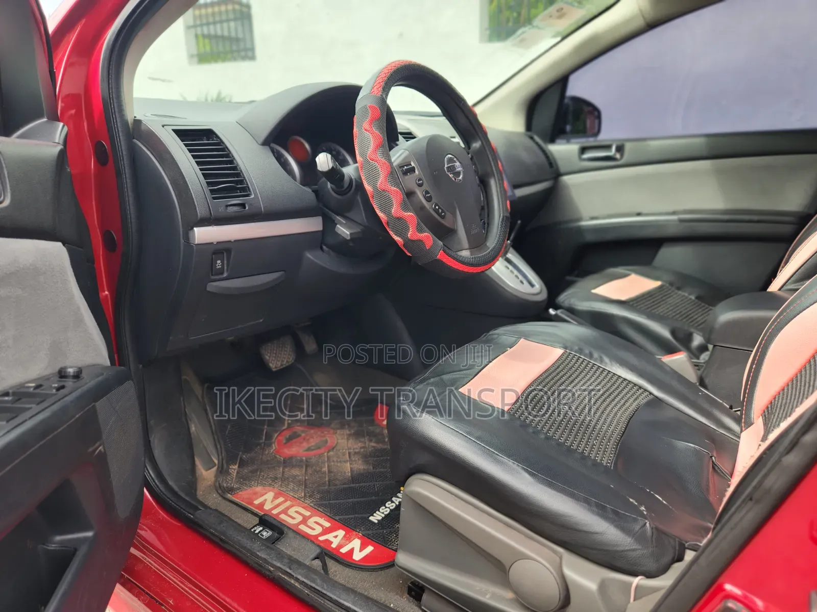 Nissan Sentra 2.0 2011 Red