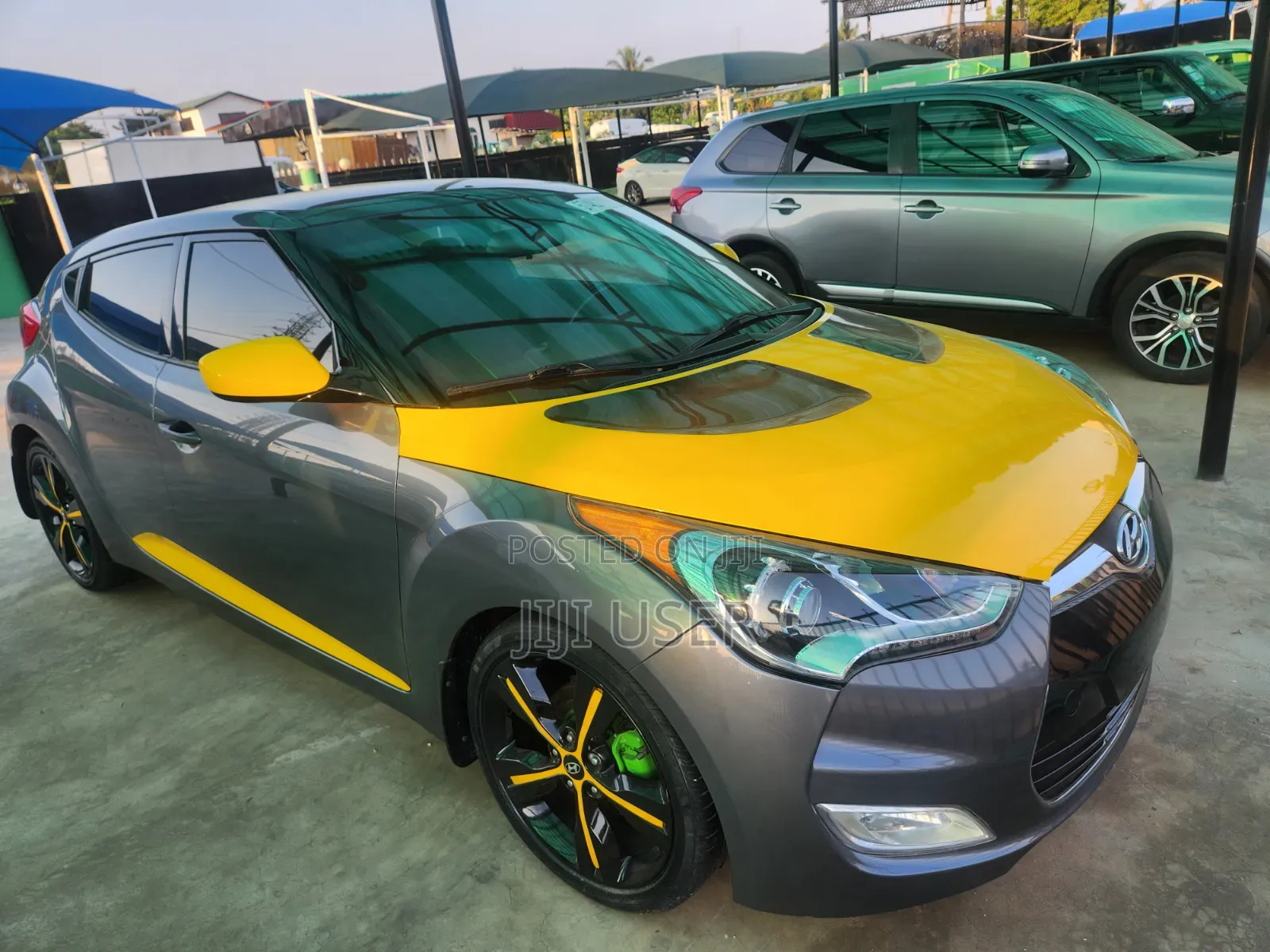 Hyundai Veloster 2019 Gold