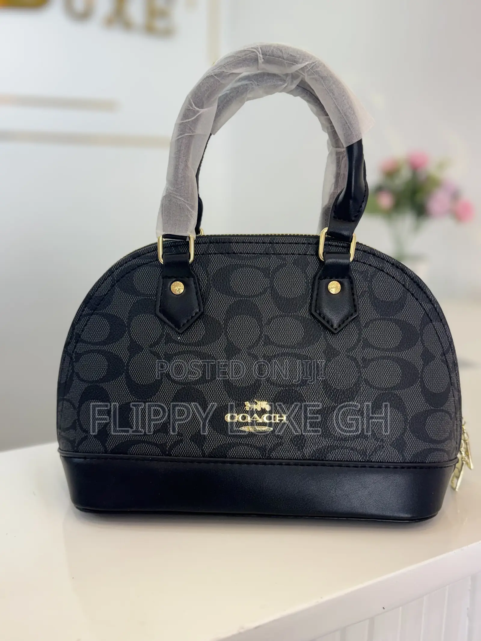 Chic Coach Bag
