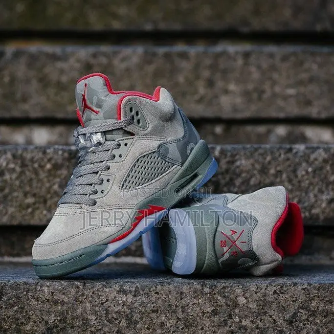 Air Jordan 5 Retro