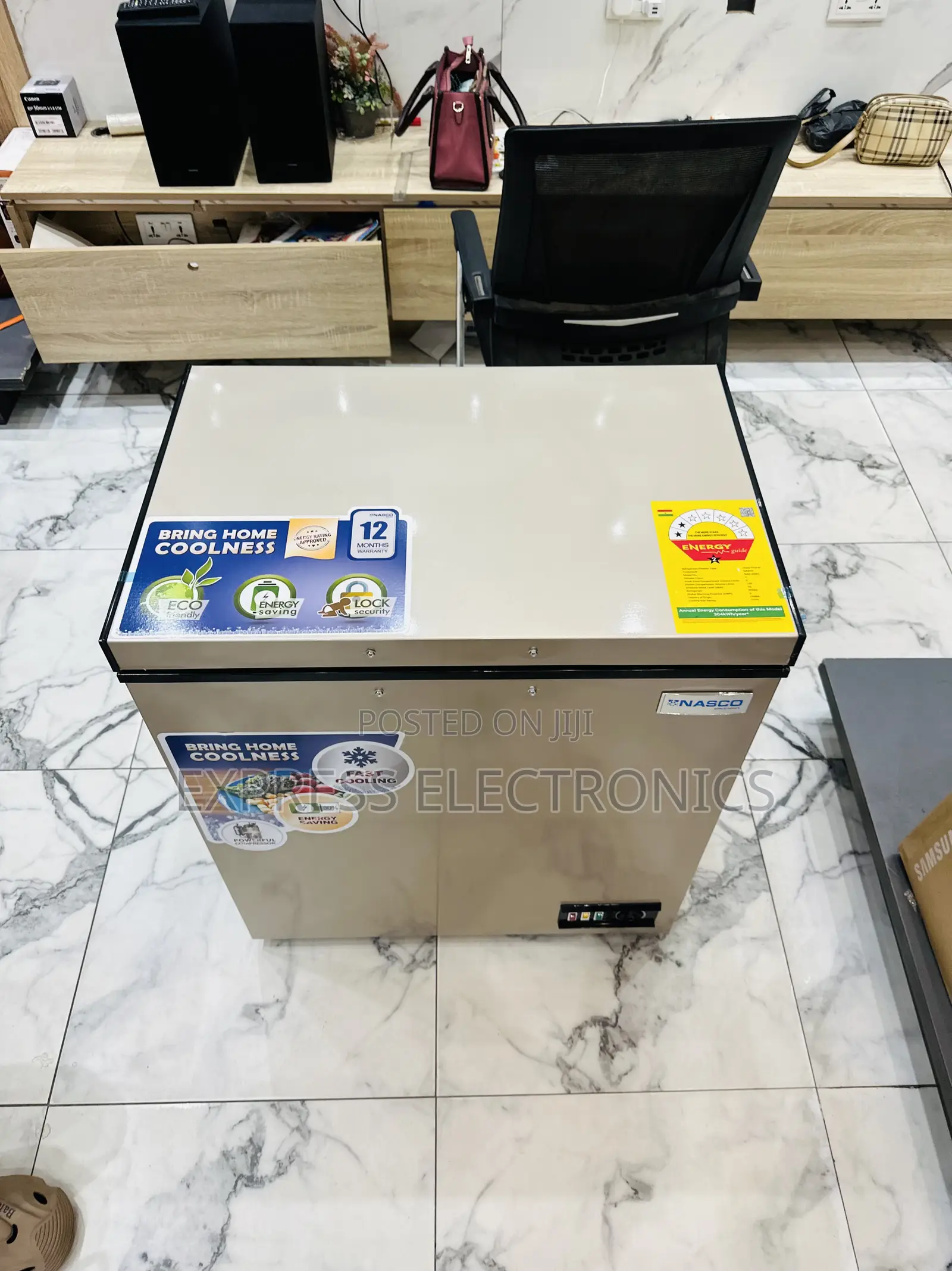 150l Chest Freezer Single Door Gold Color