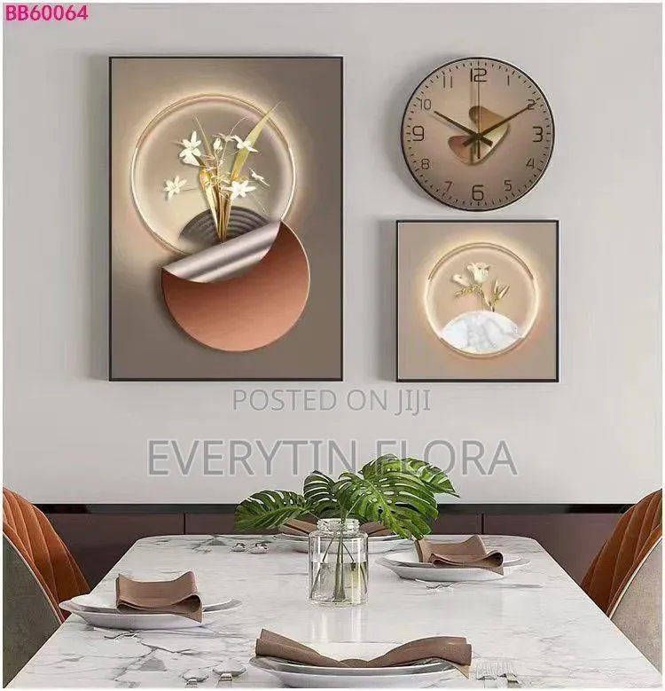 Wall Hanging Set – Canvas Art + Silent Clock*