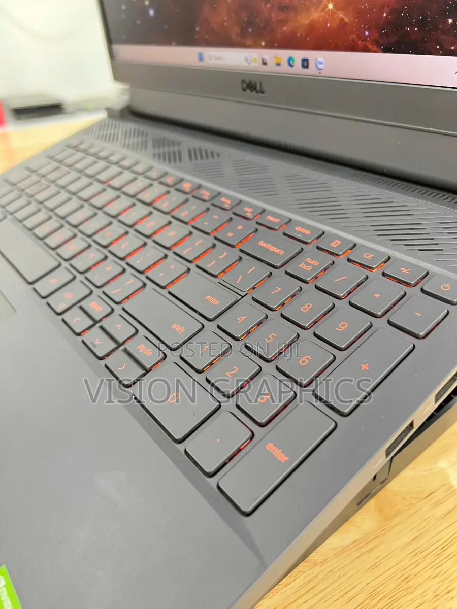 Laptop Dell G5 15 5590 16GB Intel Core i9 SSD 1T