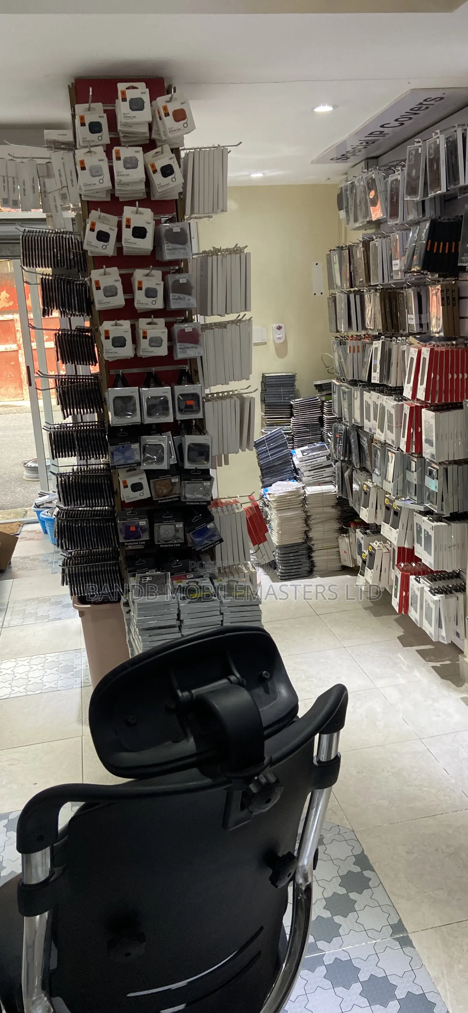 Double Shop for Rent at Circle, Toilet, Wifi CCTV for 3 Years