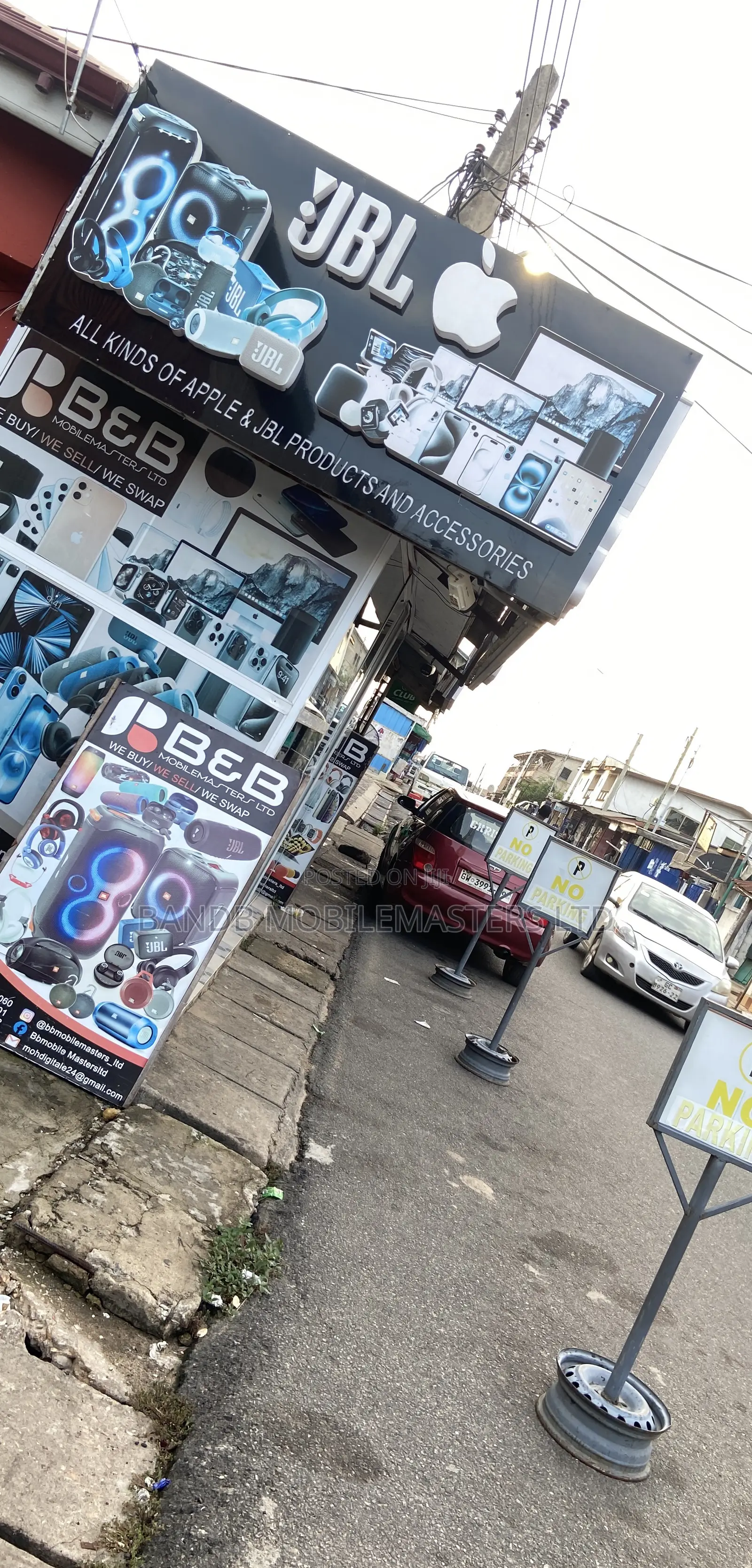 Mobile Phone Accessories Shop for Rent – Everything Included