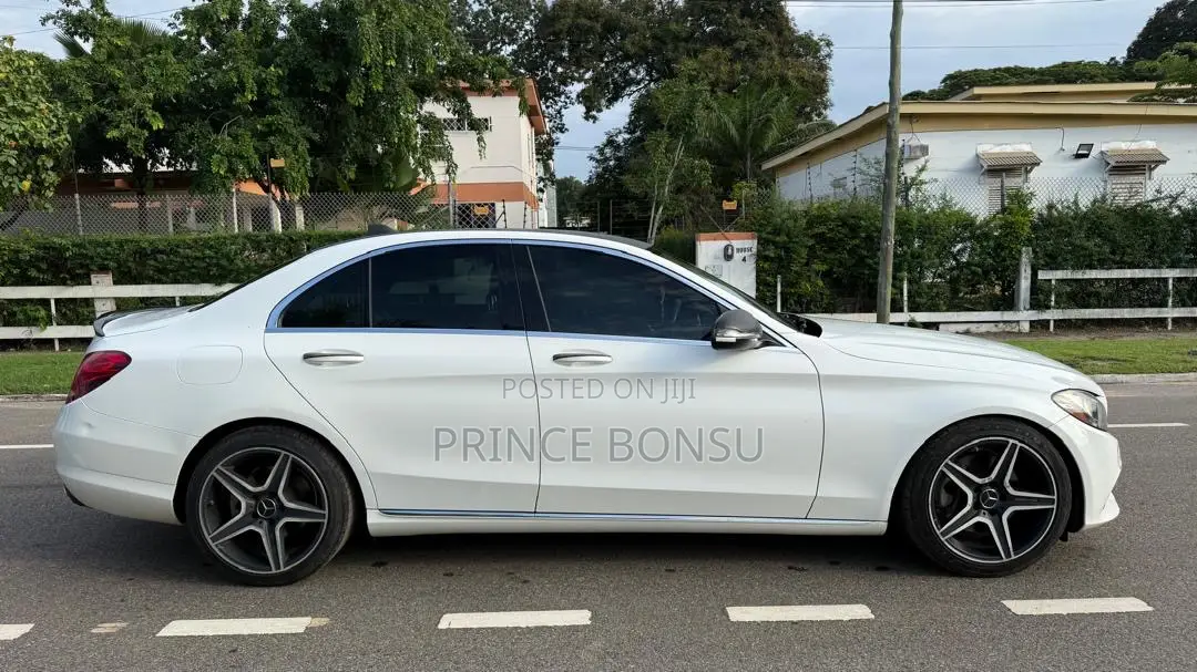 Mercedes-Benz C300 2018 White