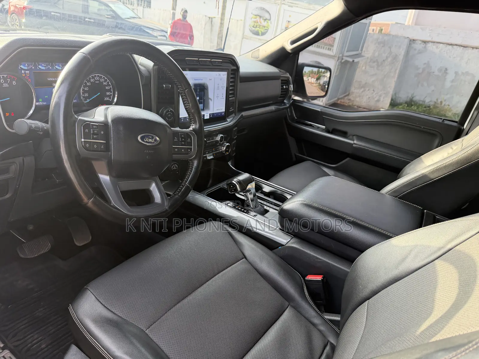 Ford F-150 LARIAT 2023 White