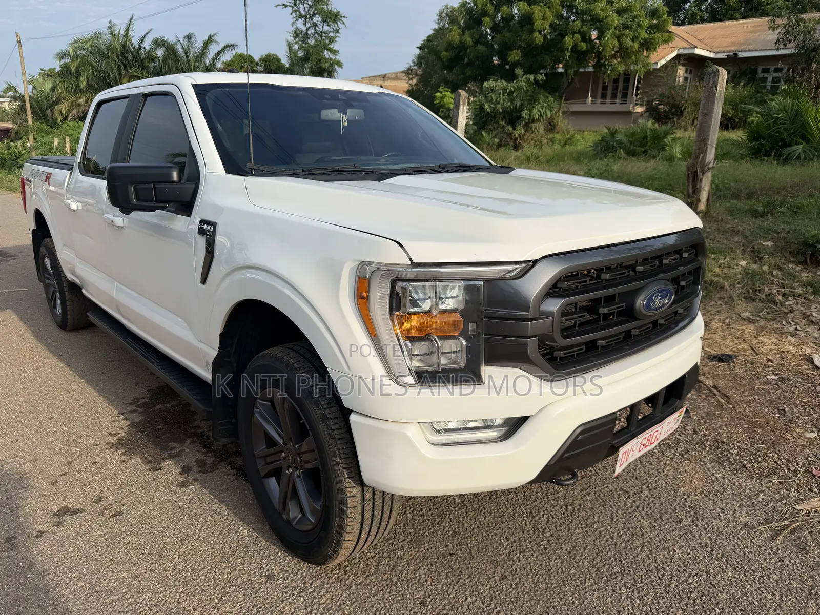 Ford F-150 LARIAT 2023 White