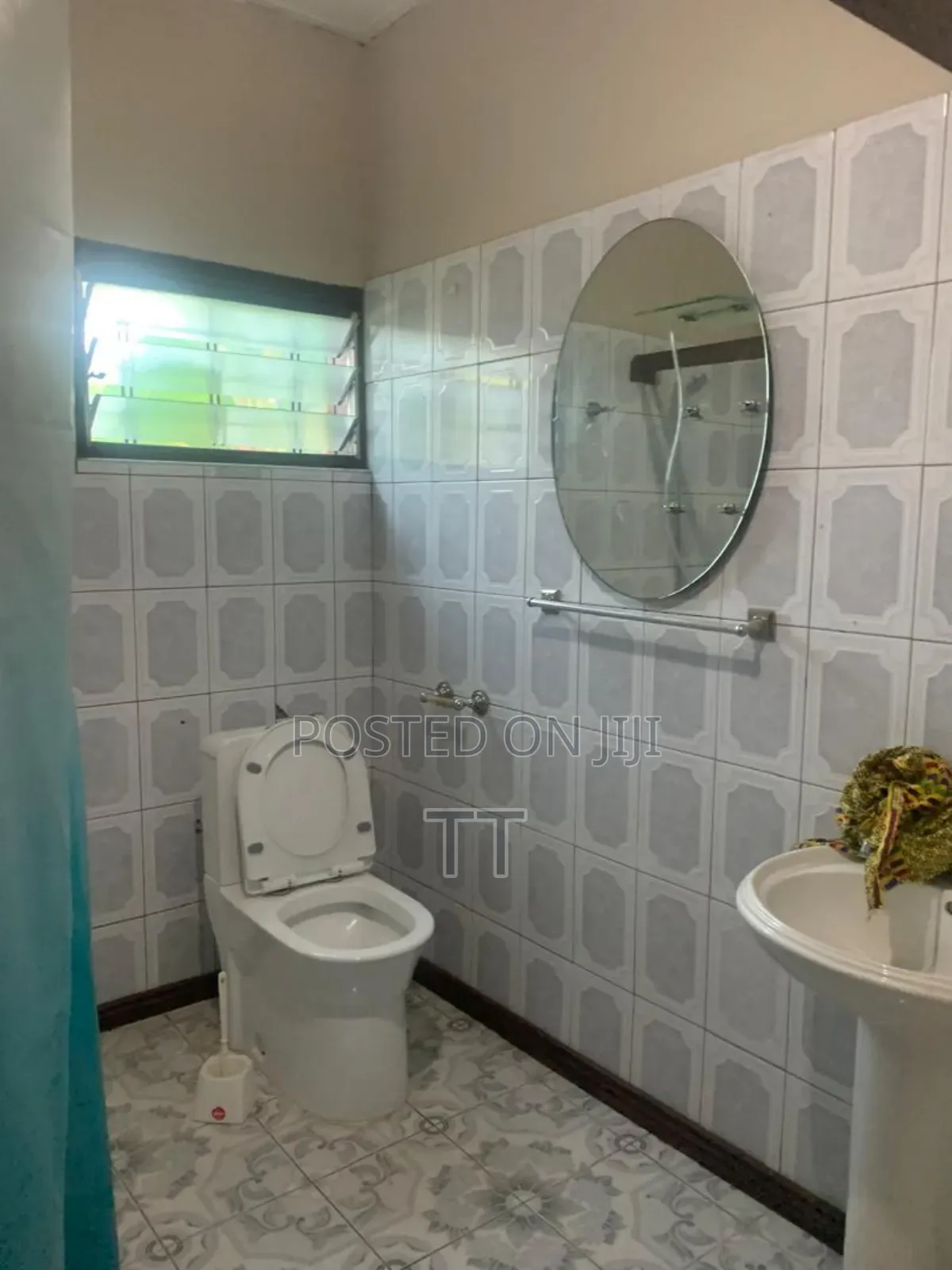 4bdrm House in Teshie Lekma for rent