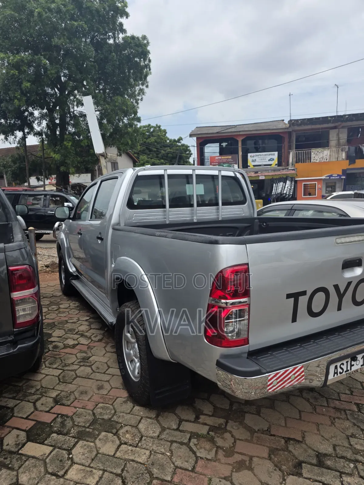 Toyota Hilux 2012 Silver