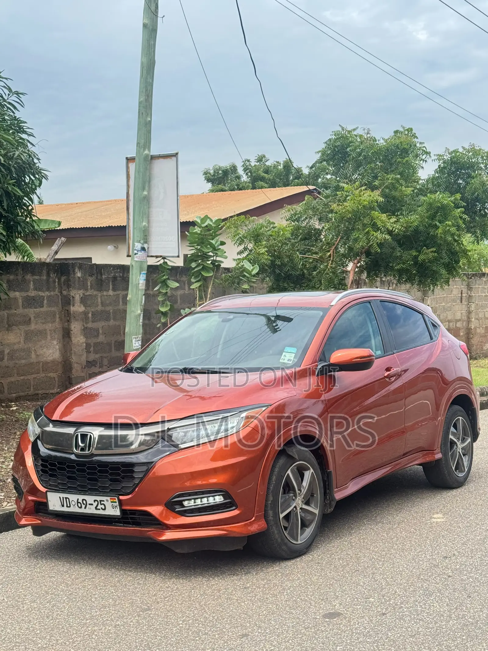 Honda HR-V Touring AWD 2020 Orange