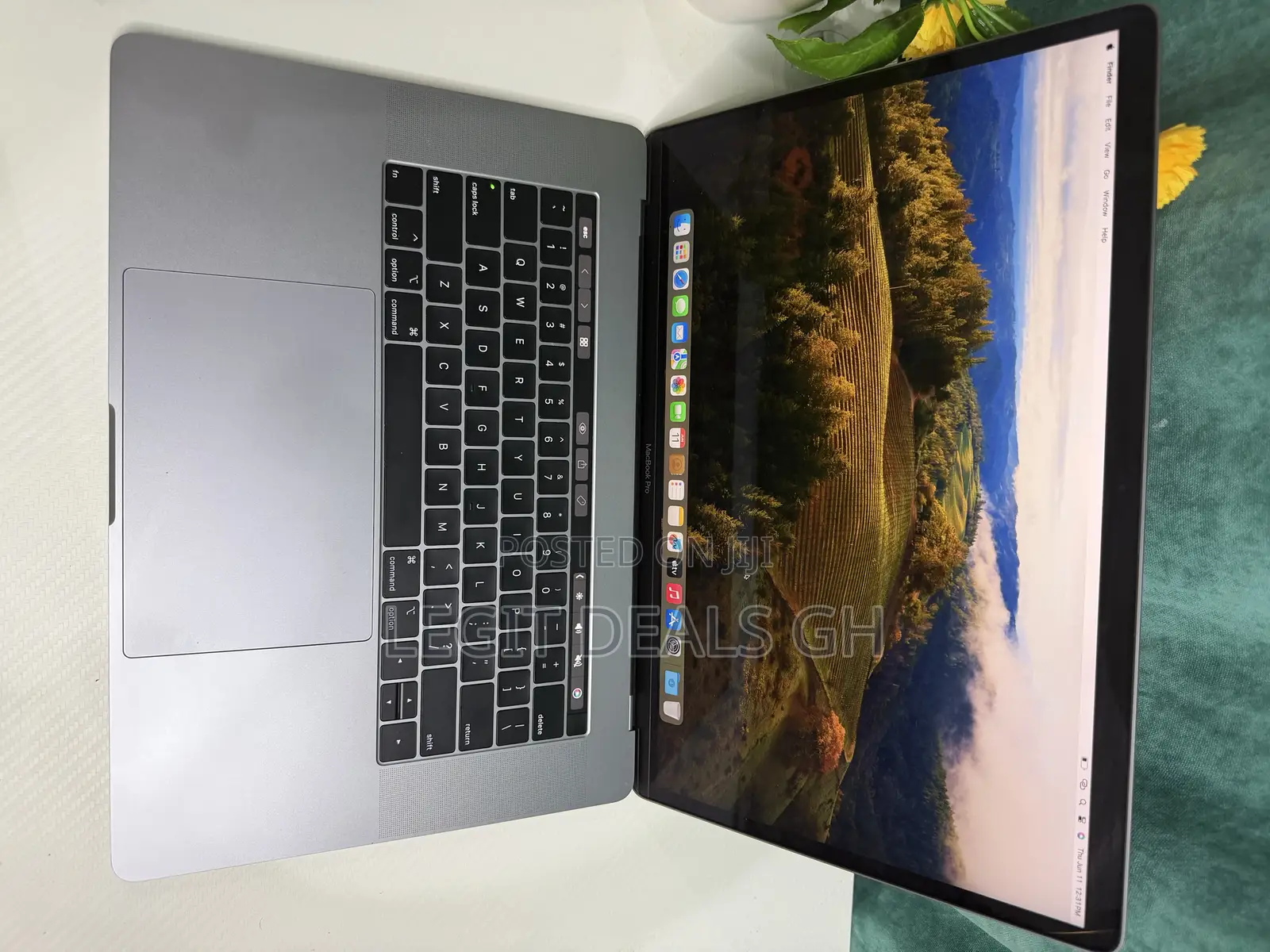 Laptop Apple MacBook Pro 2018 16GB Intel Core i7 SSD 512GB