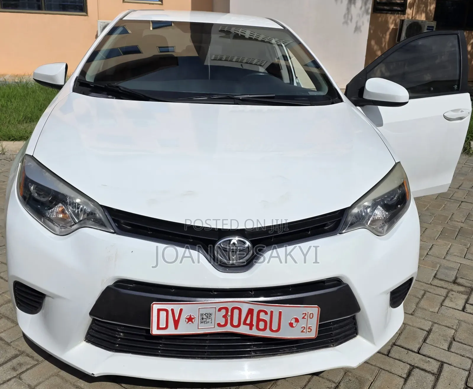 Toyota Corolla 2016 Off white