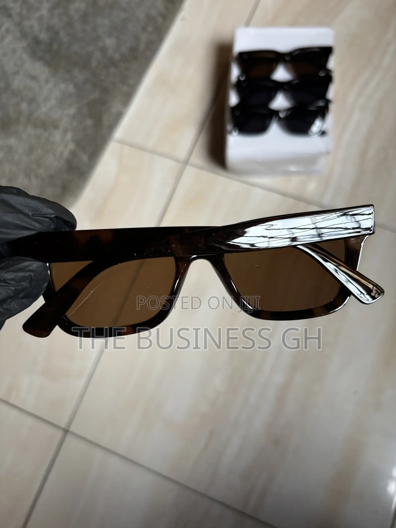 Tatum Square Sunglasses