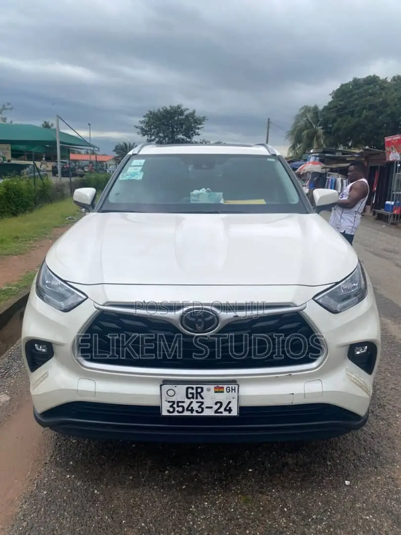 Toyota Highlander 2021 White