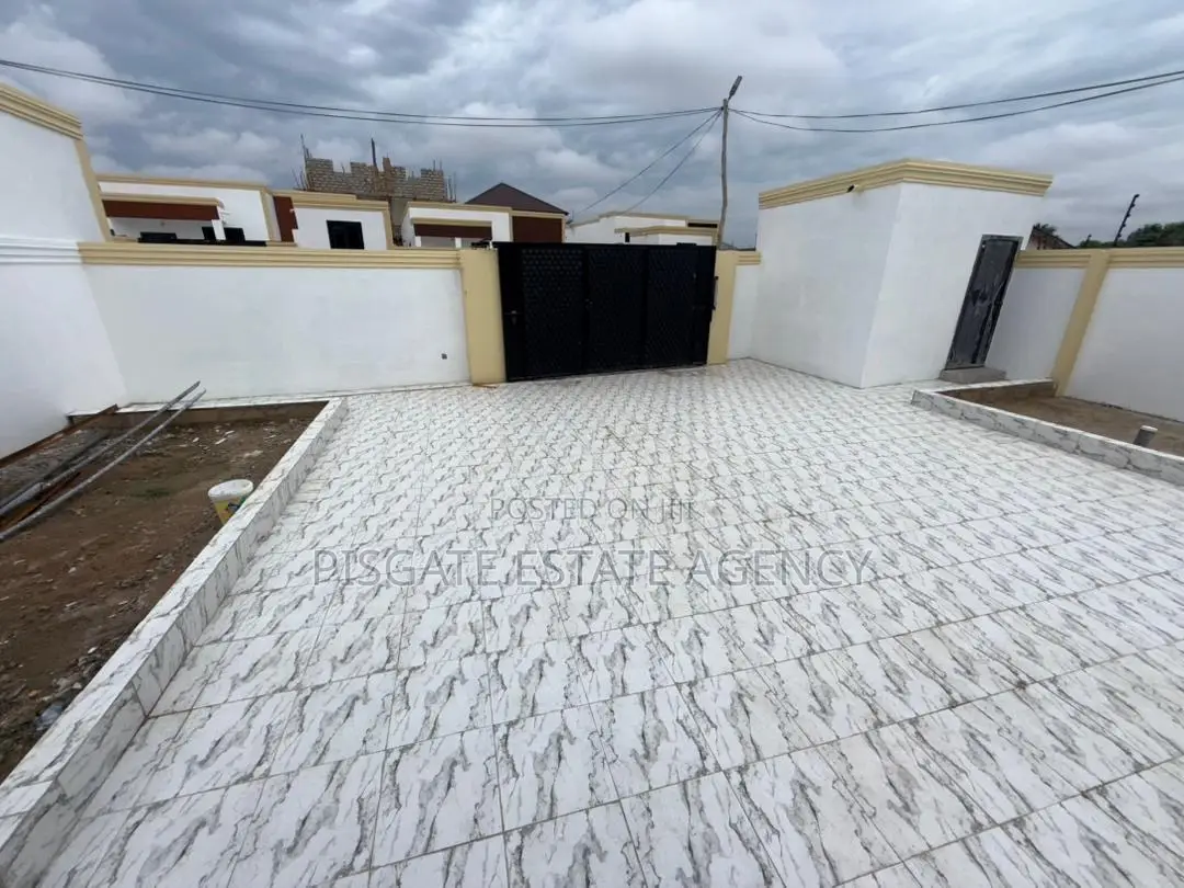 3bdrm House in Kasoa for sale