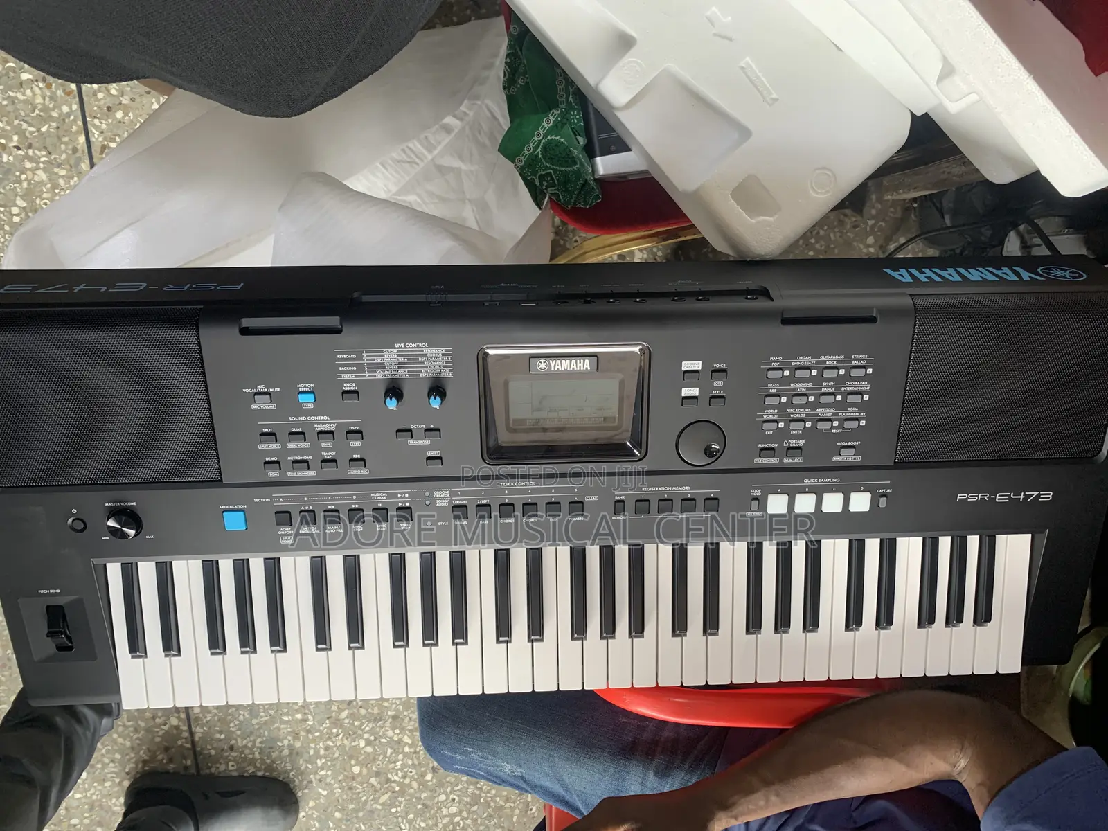 Yamaha PSR -E473 Keyboard