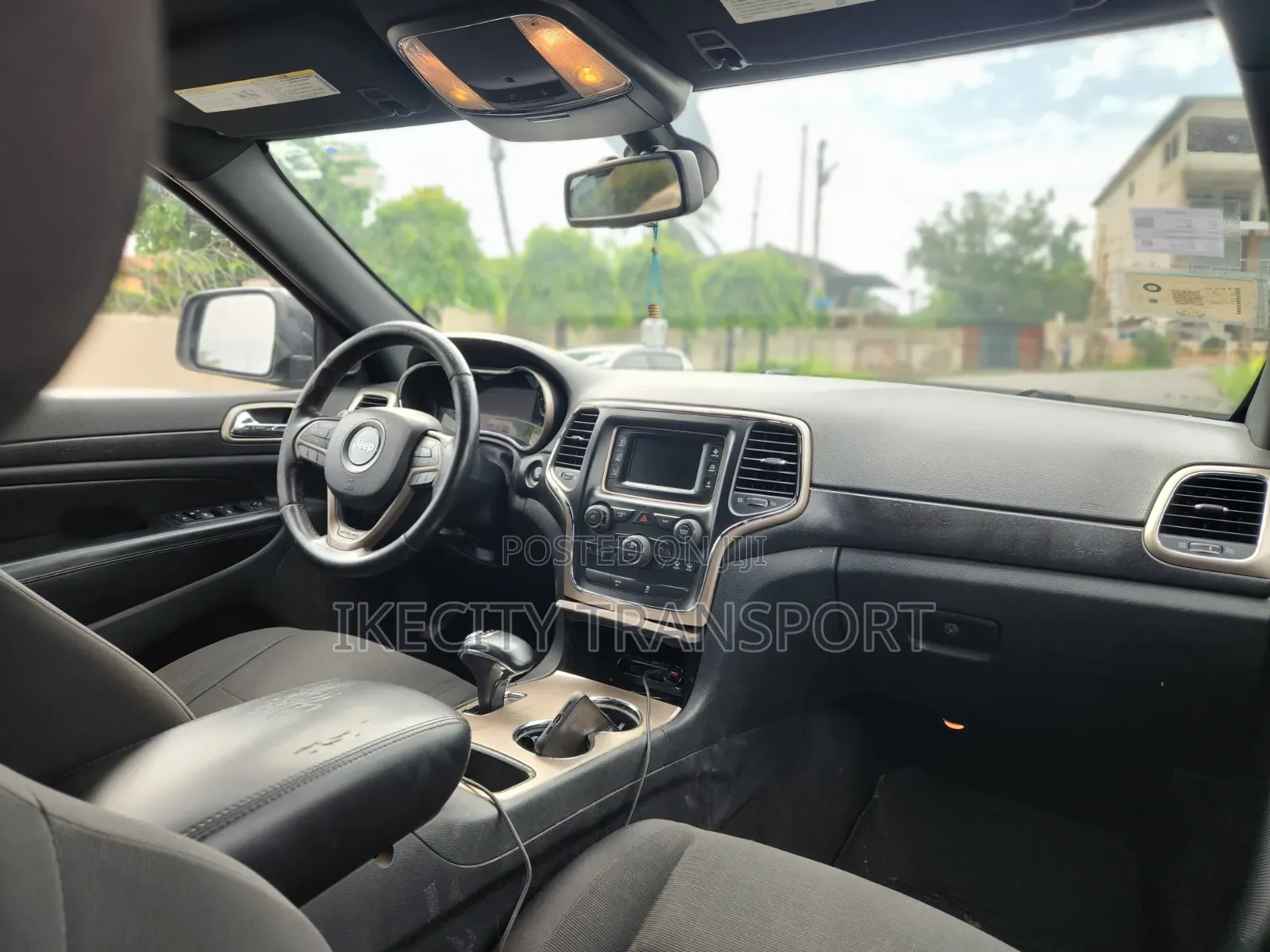 Jeep Cherokee Limited 4dr SUV (2.4L 4cyl 9A) 2015 Black
