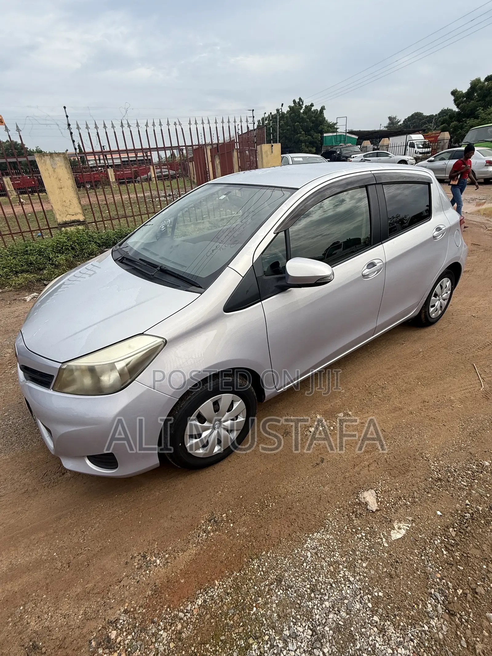 Toyota Vitz 2012 Purple