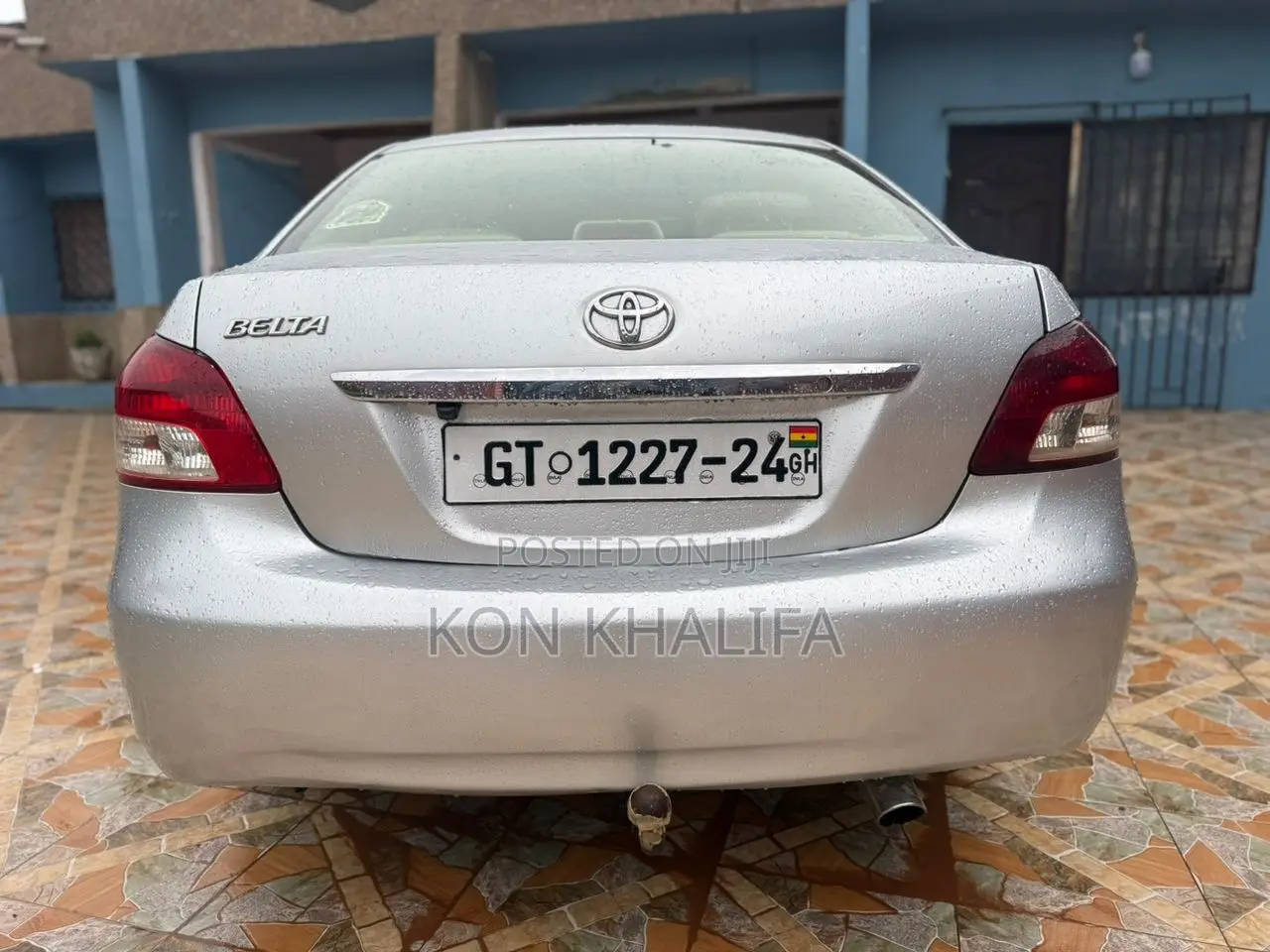 Toyota Belta 2010 Silver