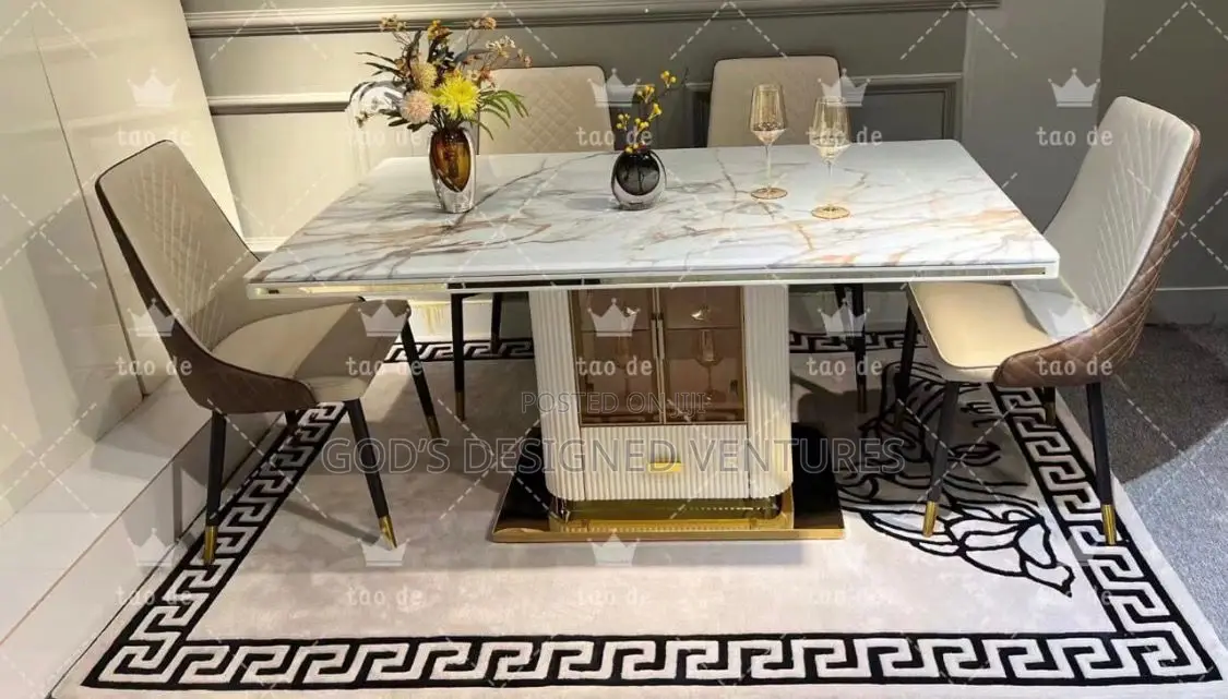 A Majestic and Modern 6seater Dining