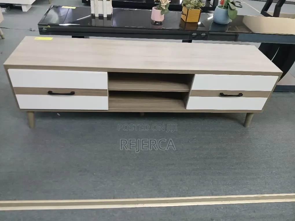 Wooden Tv Stand U+]