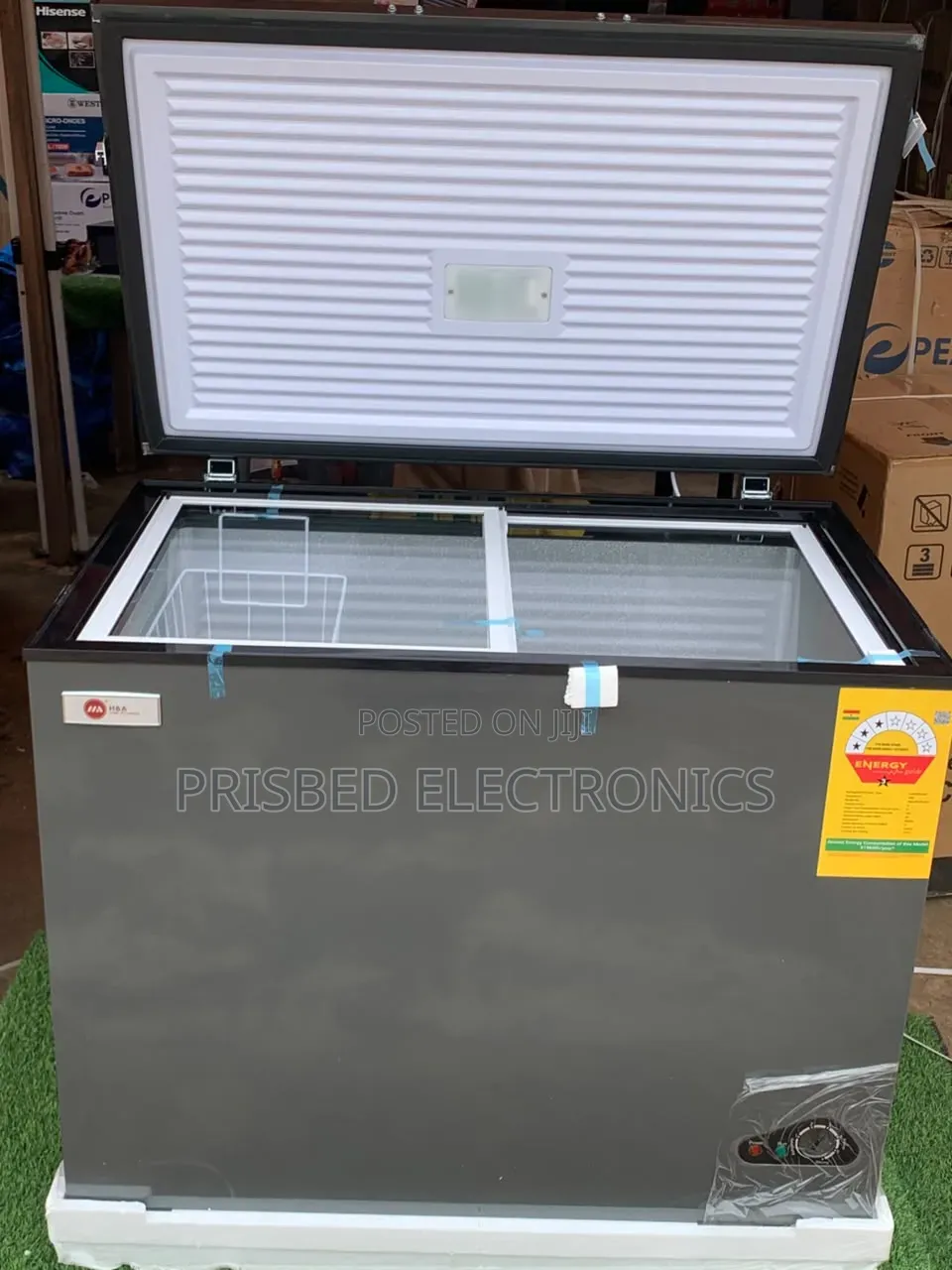 H a Durable Chest Freezer 292 Litres