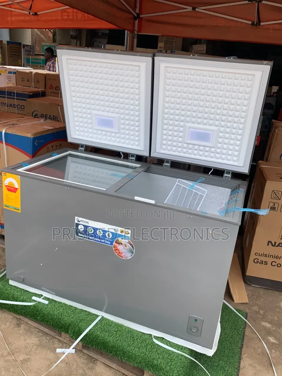 "*'Pearl Double Door Chest Freezer 350 Litres