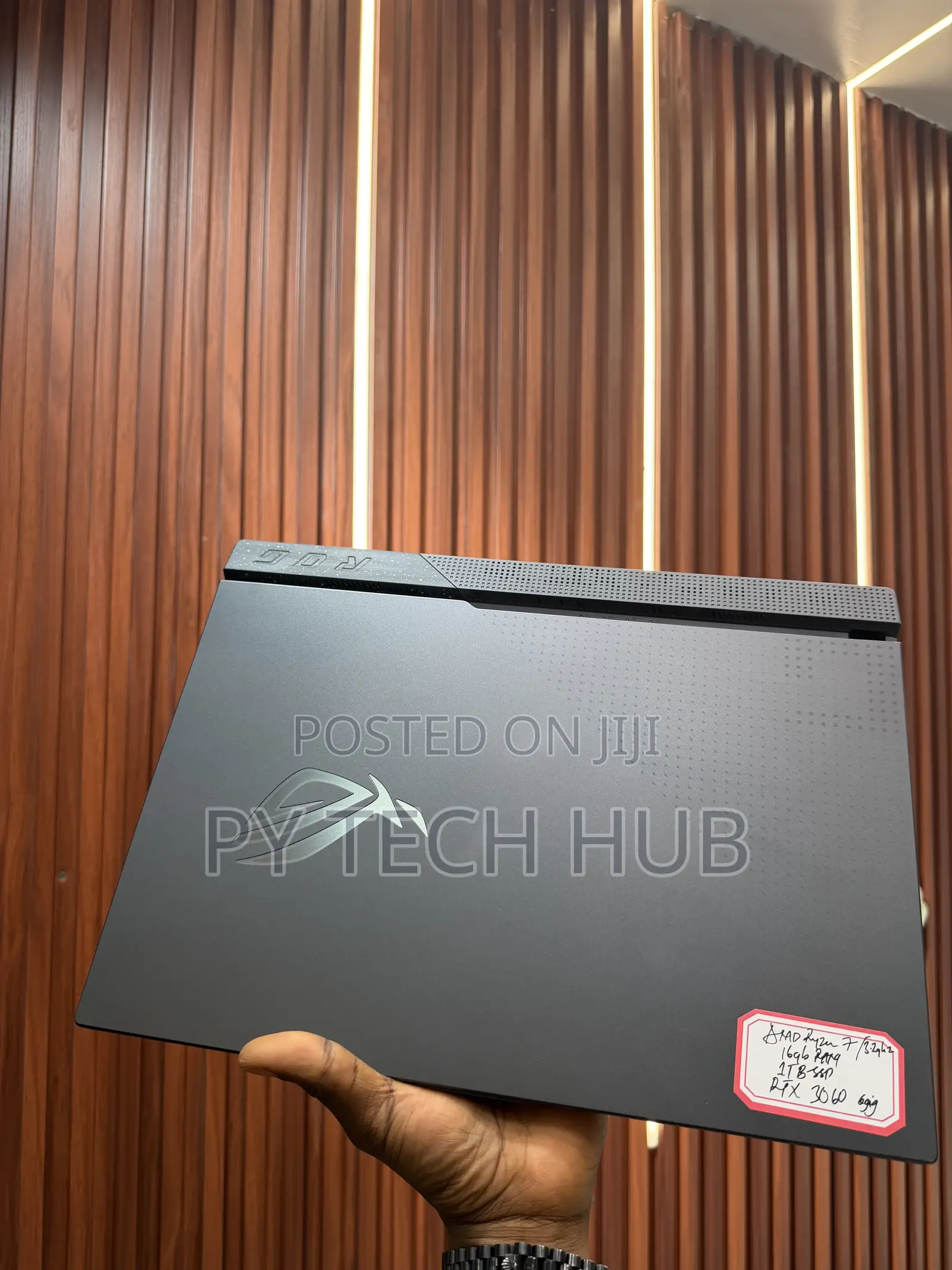 Laptop Asus ROG Strix G15 16GB AMD Ryzen 7 SSD 1T