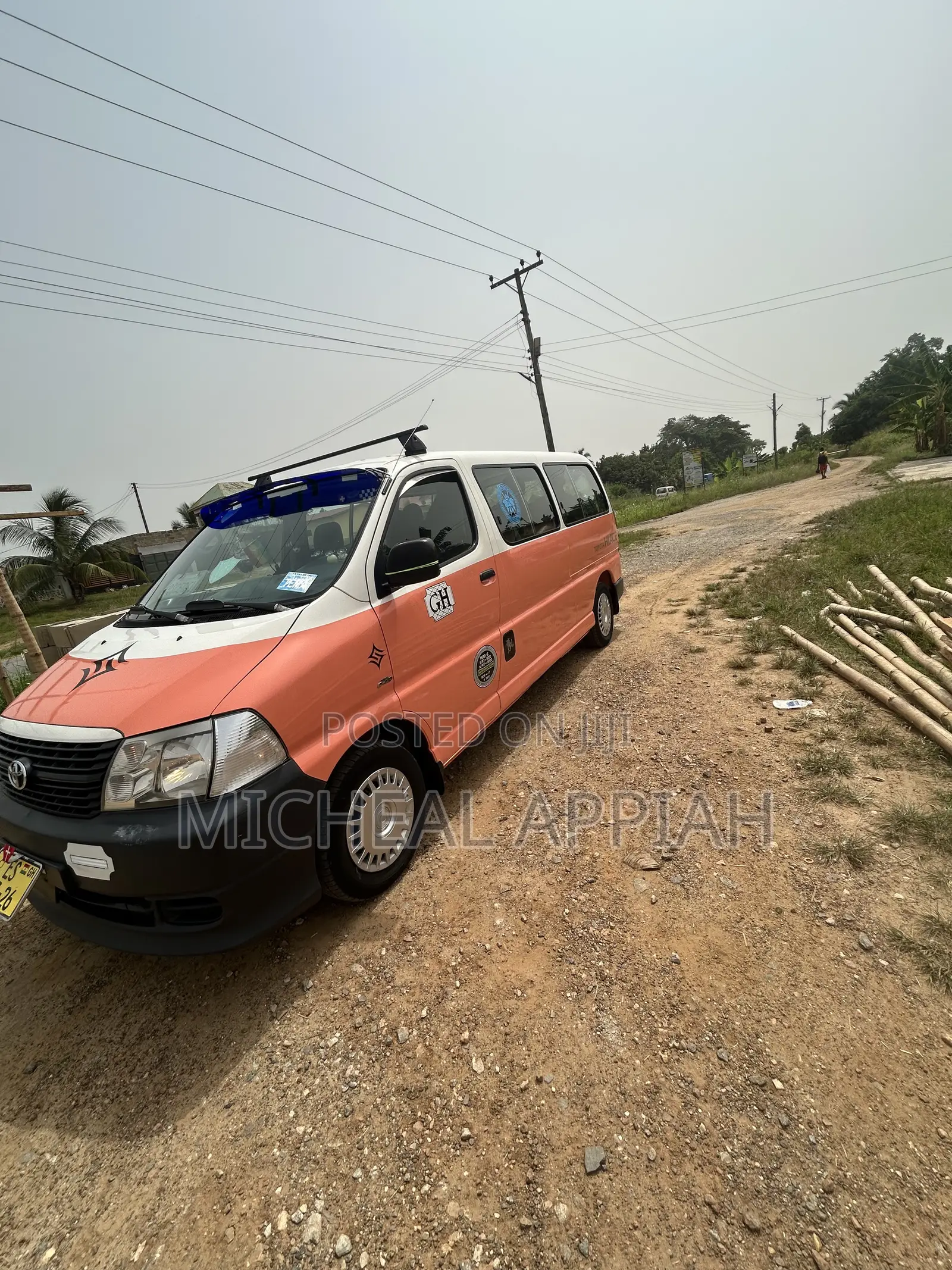 Toyota HiAce 2008 White
