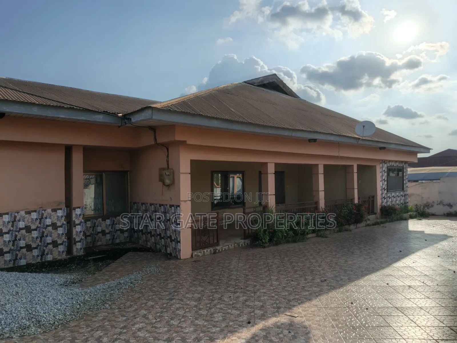 5bdrm House in Atonsu, Kumasi Metropolitan for rent