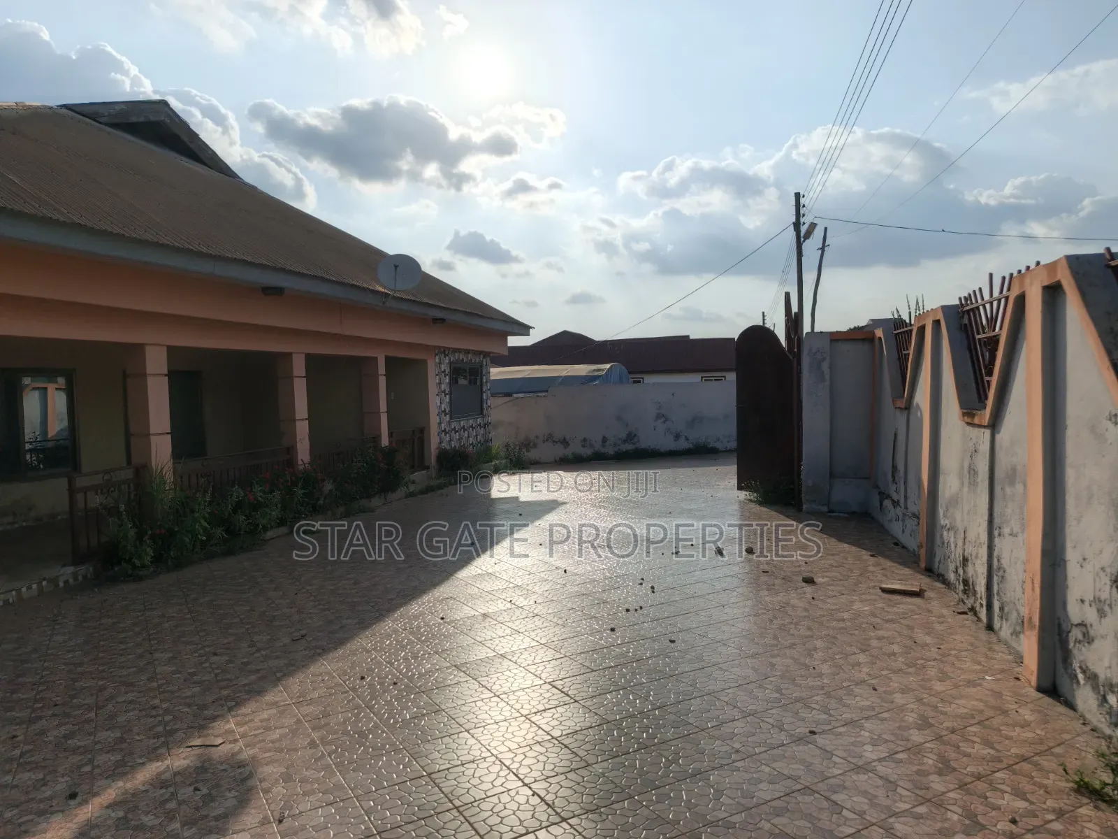 5bdrm House in Atonsu, Kumasi Metropolitan for rent