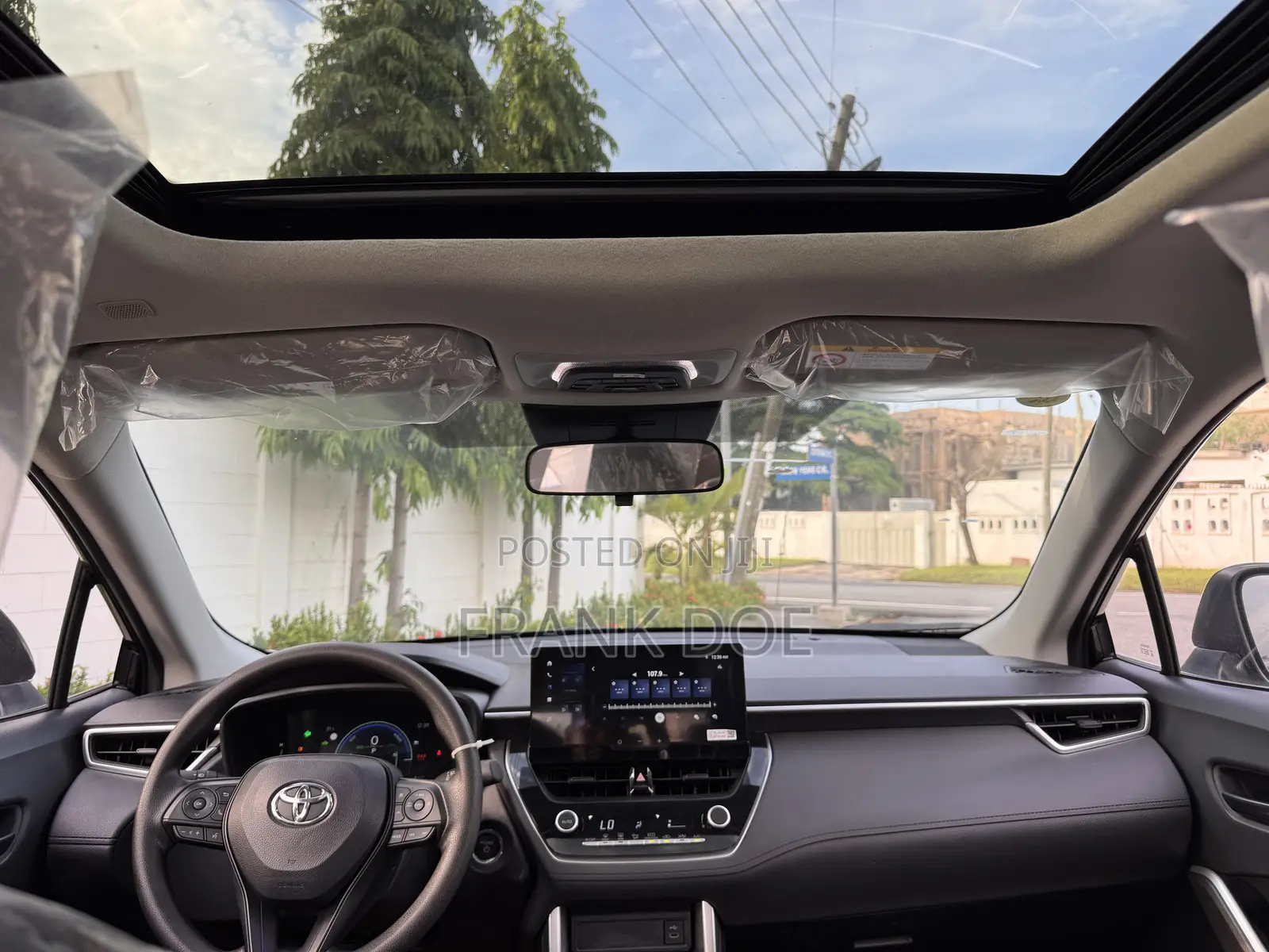 New Toyota Corolla Cross Hybrid SE AWD 2025 Black