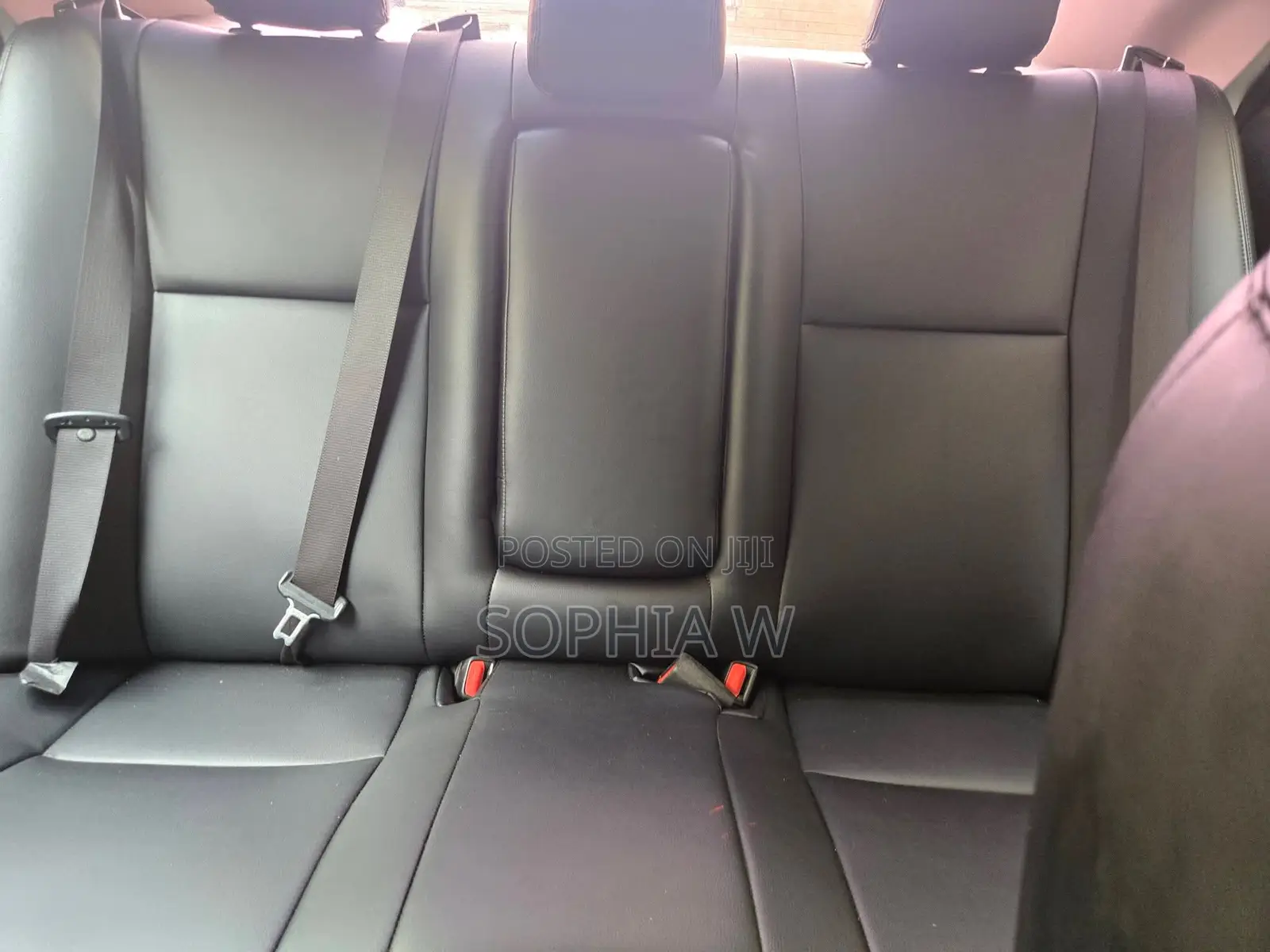 Toyota Corolla 2019 White
