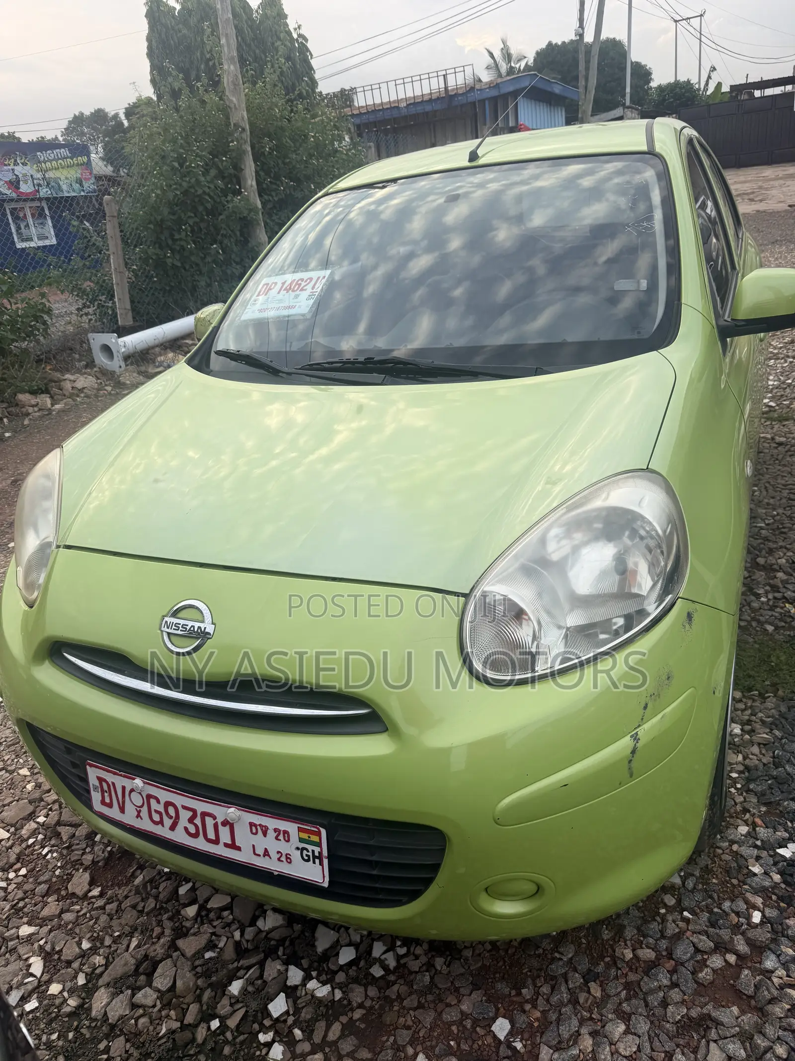 Nissan March 1.2 FWD 2011 Green