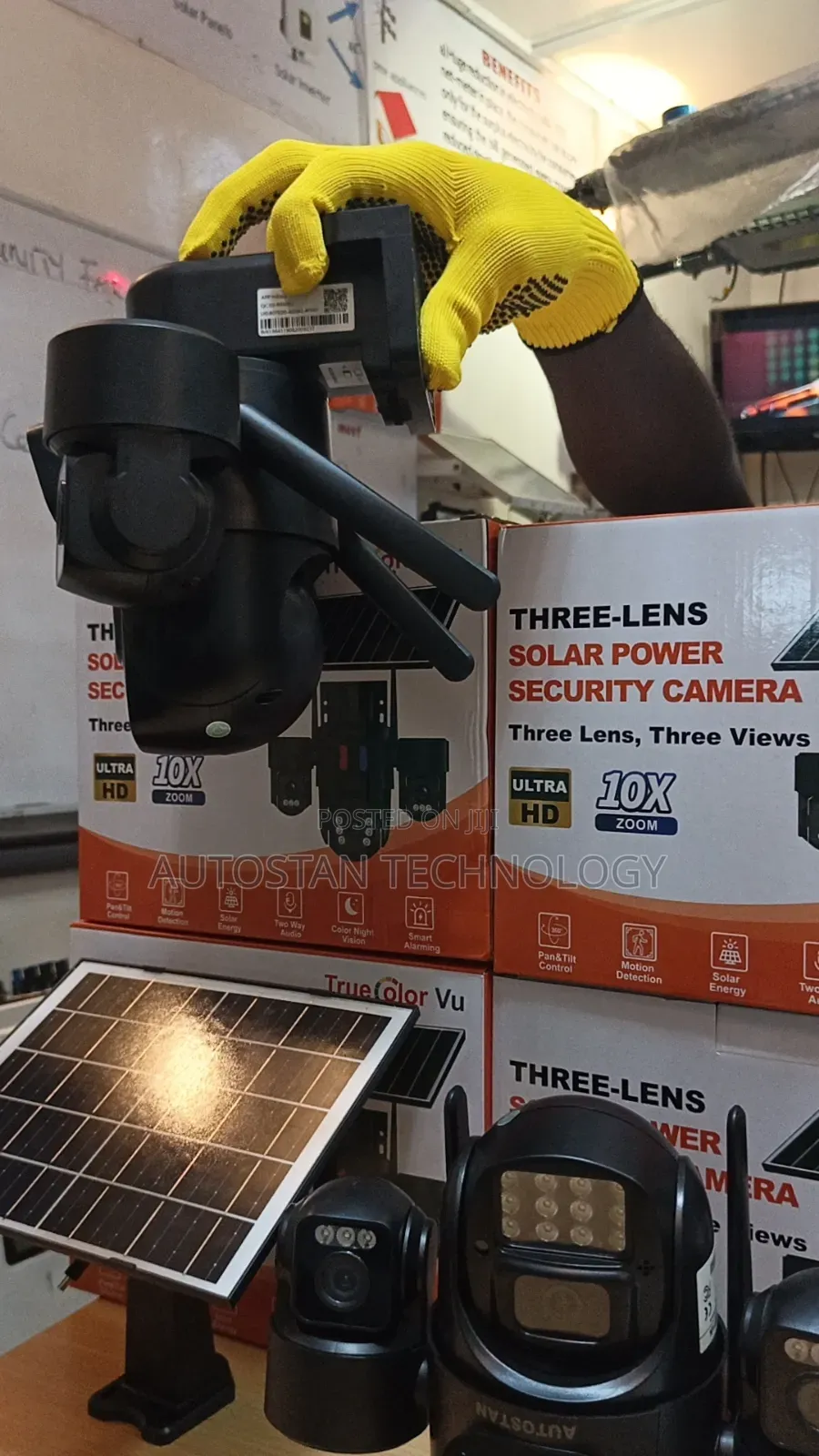3lens Solar CCTV Camera With 15mp