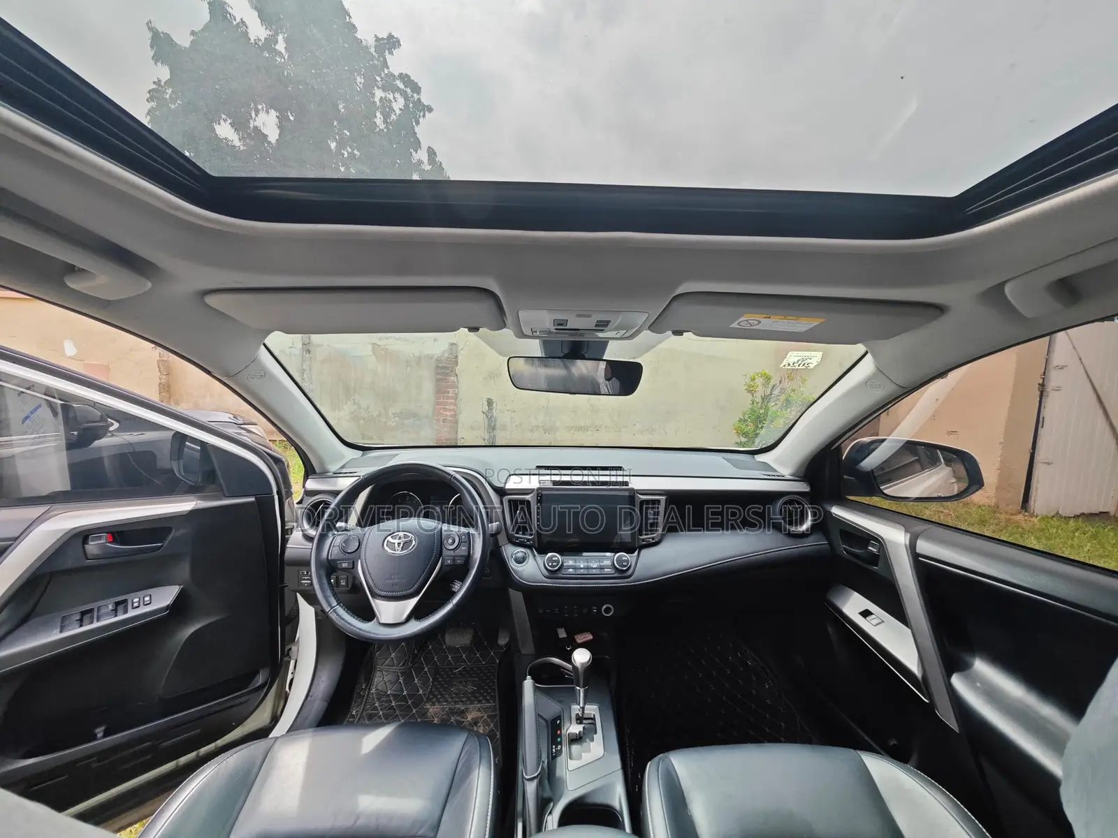 Toyota RAV4 2018 White