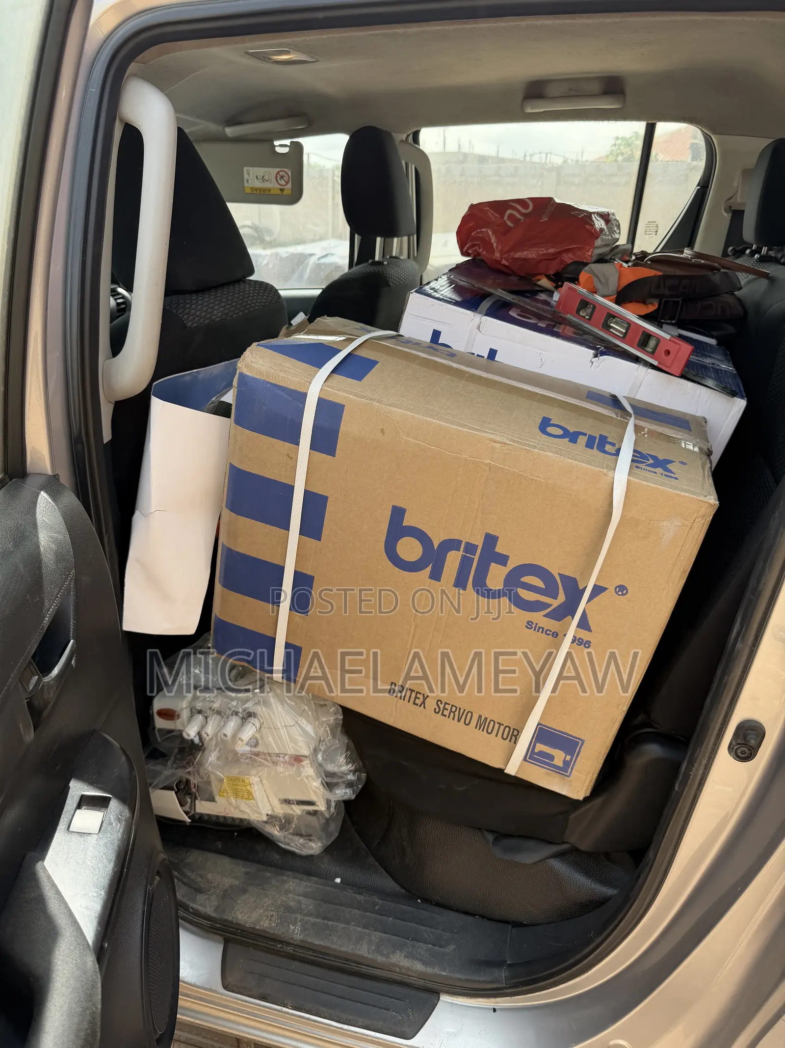 Britex Digital Sewing Machine