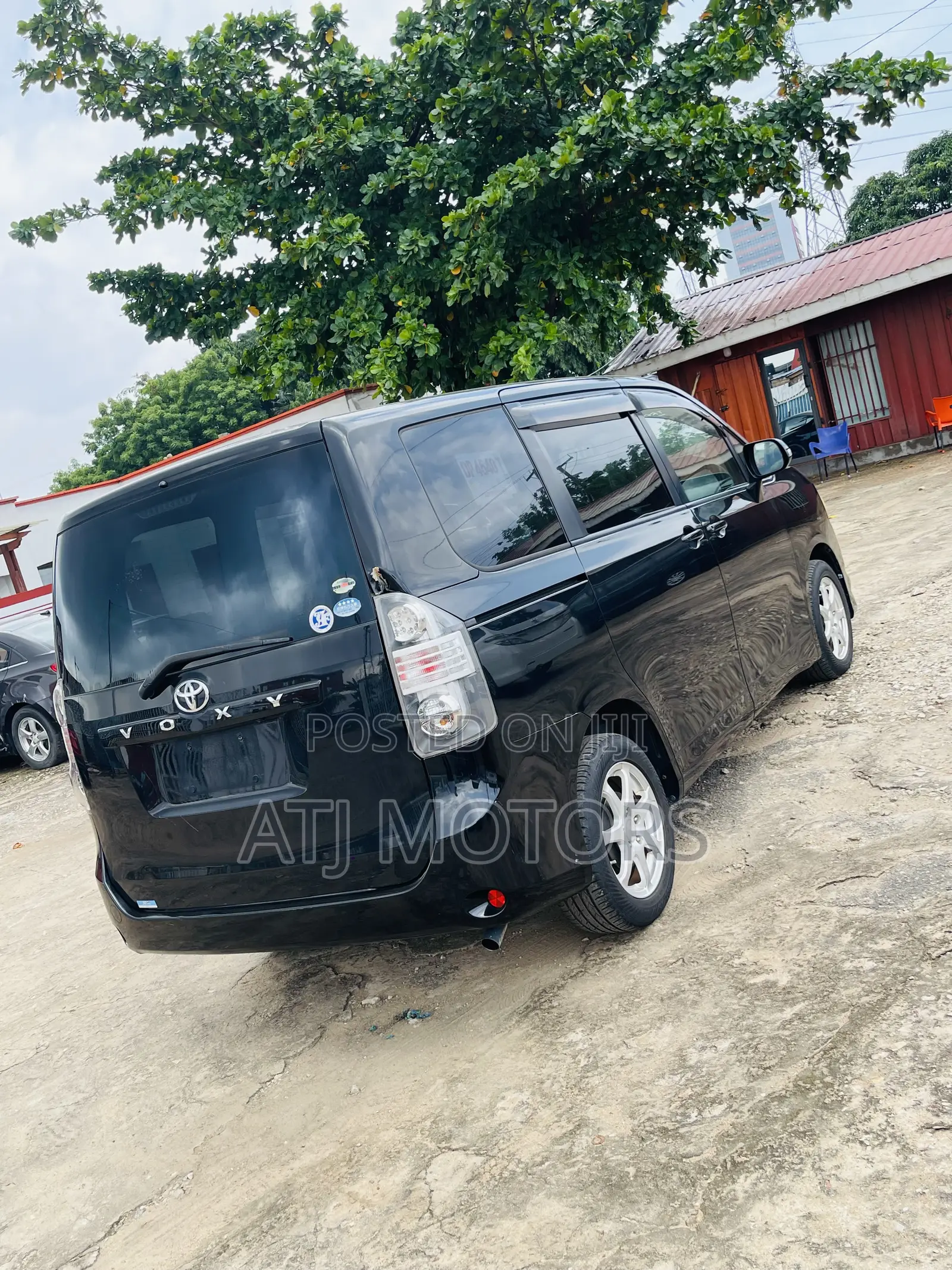 Toyota Voxy 2010 Black