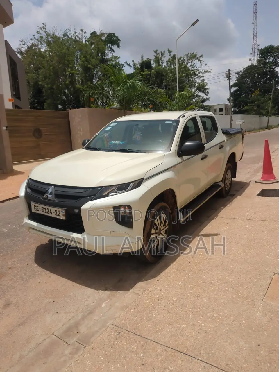 Mitsubishi L200 2022 White