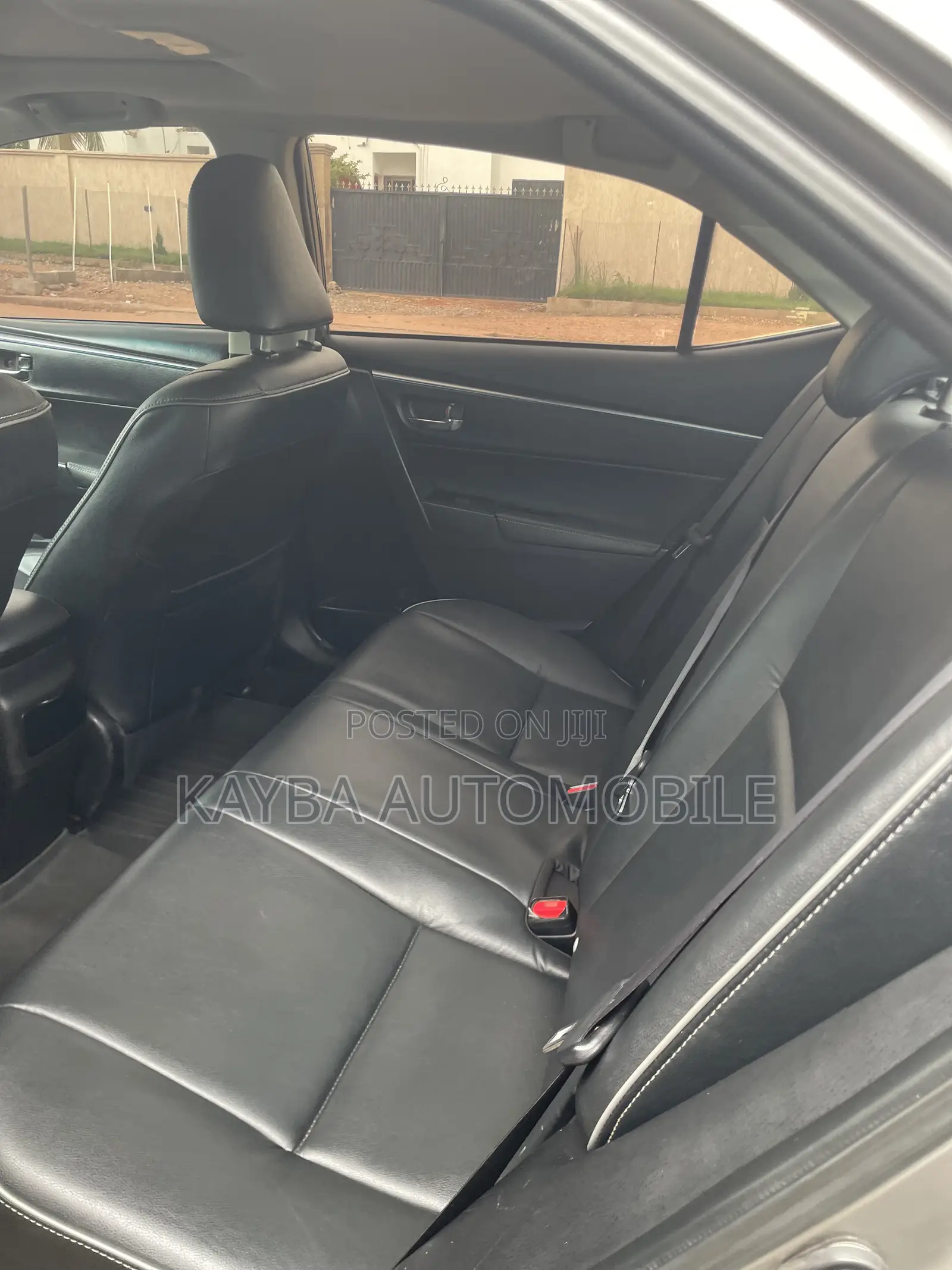 Toyota Corolla 2014 Gold