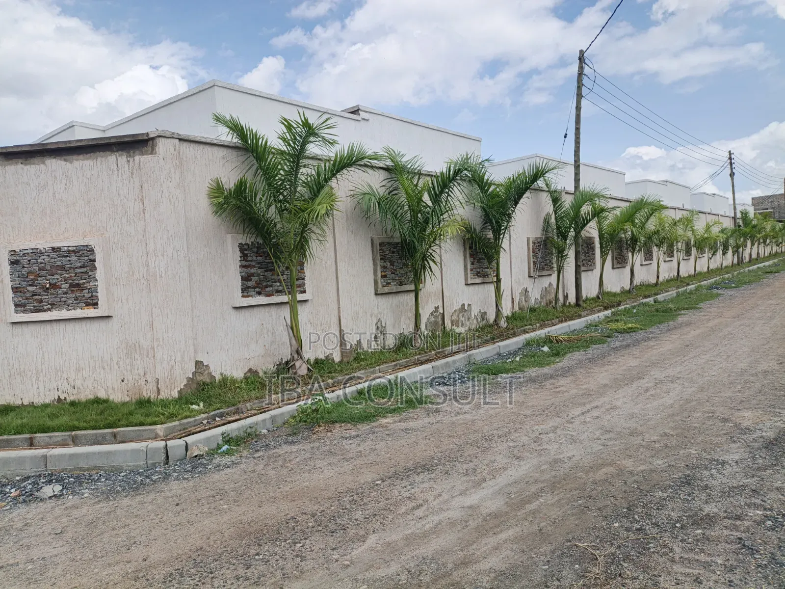 3bdrm Townhouse/Terrace in Amrahia, Adenta for sale