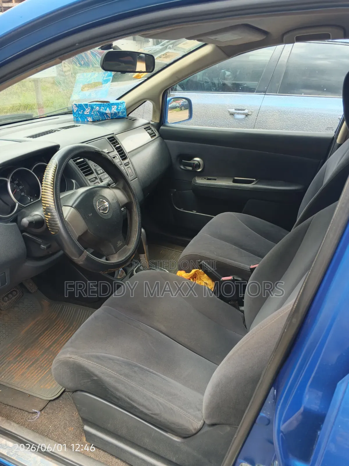 Nissan Versa 2007 Blue