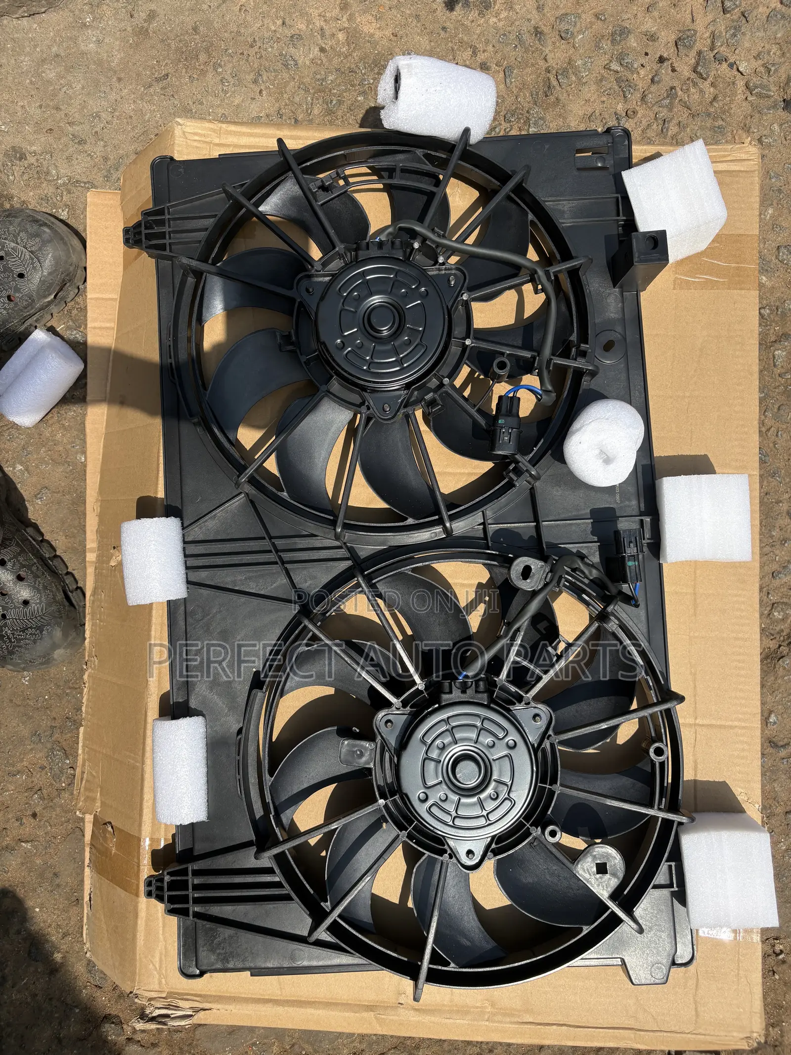 Outlander 2012 2013 2014 2015 2016 2017- 2020 Radiator/ Water Tank