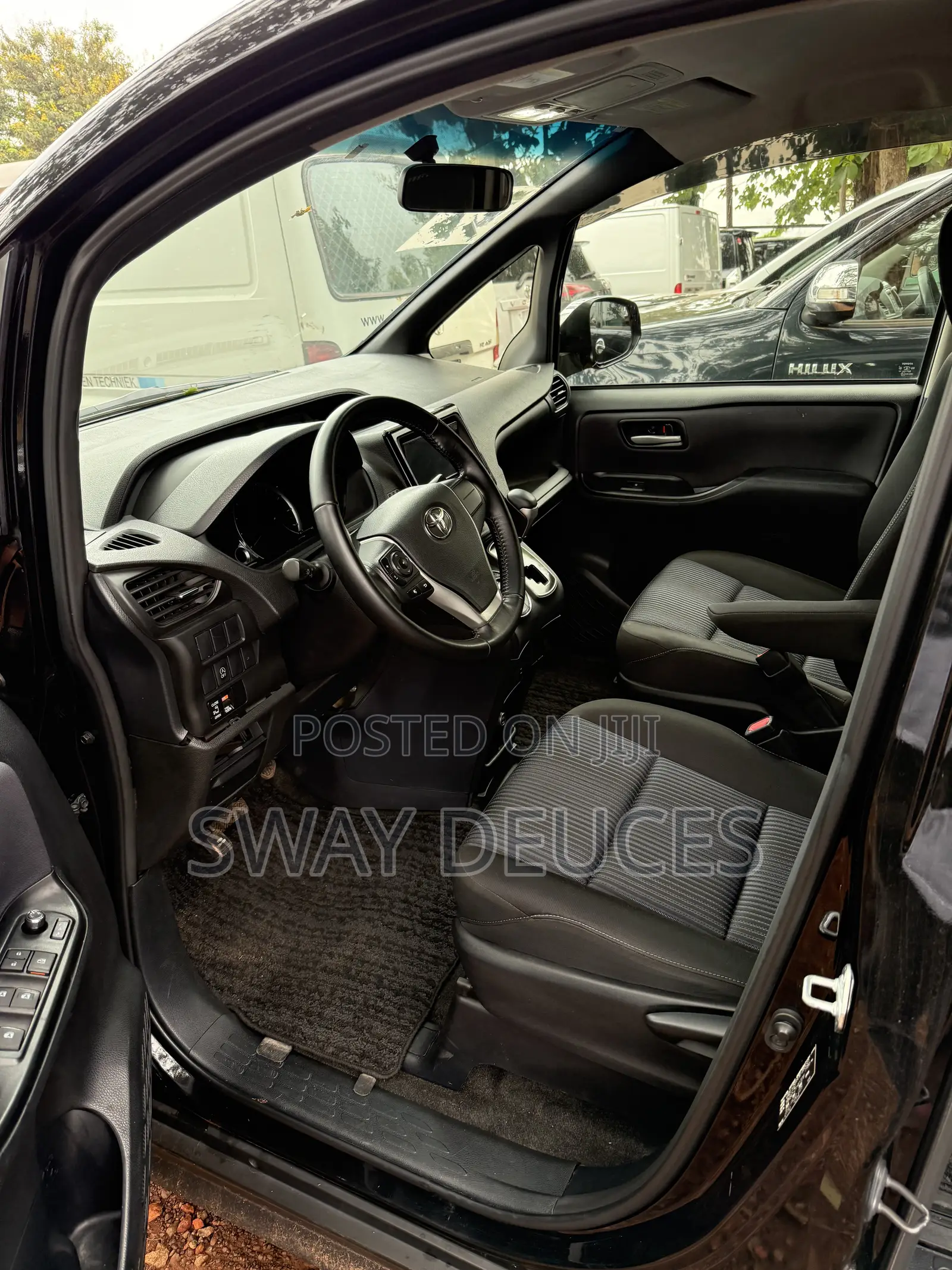 Toyota Voxy 2015 Black