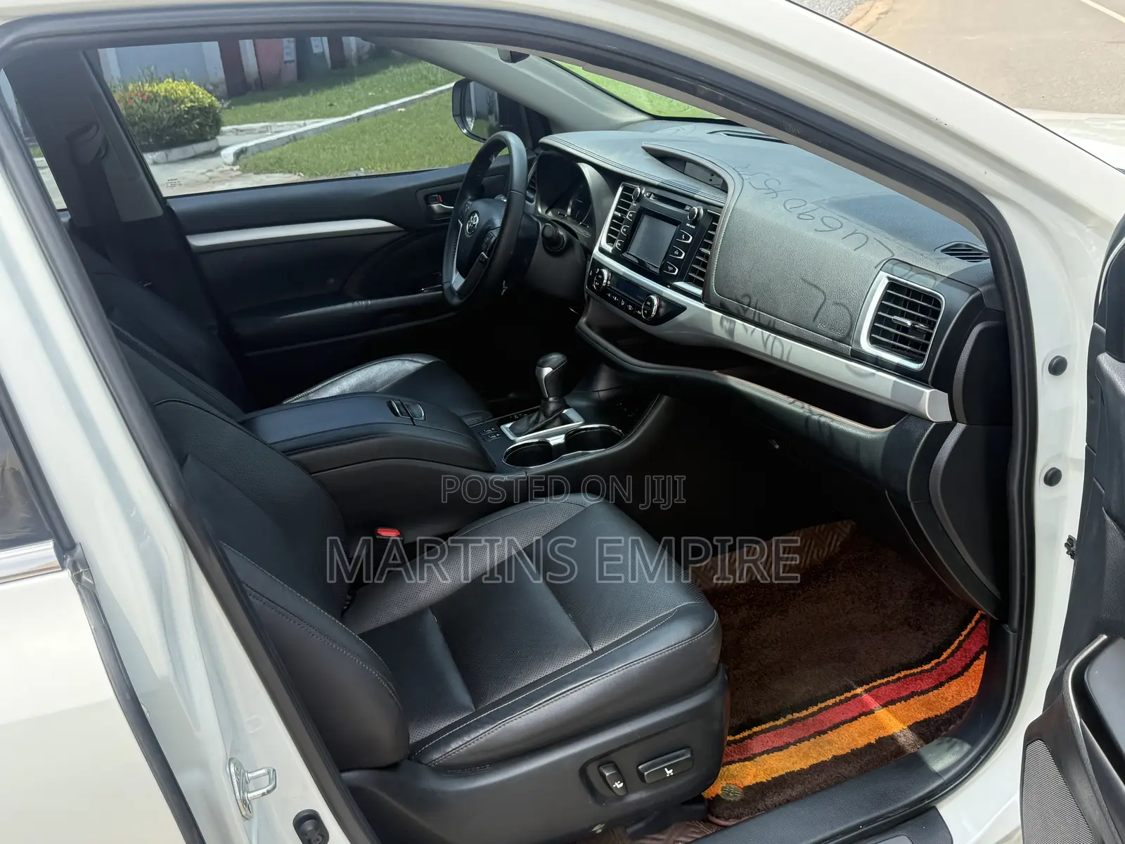 Toyota Highlander XLE 2019 White