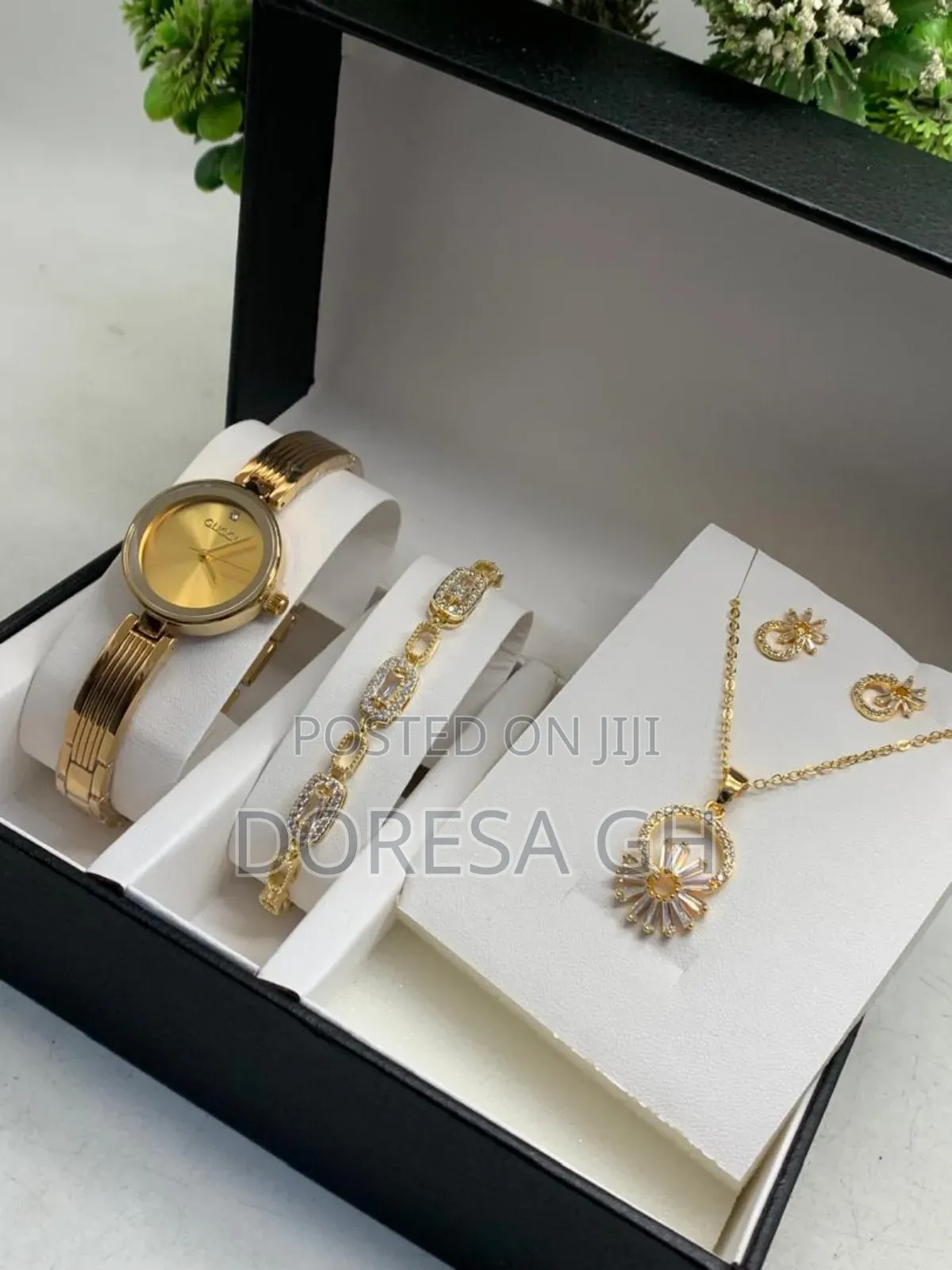 Ladies Jewellery Set – Watch, Matching Necklace, Earrings Bracelet
